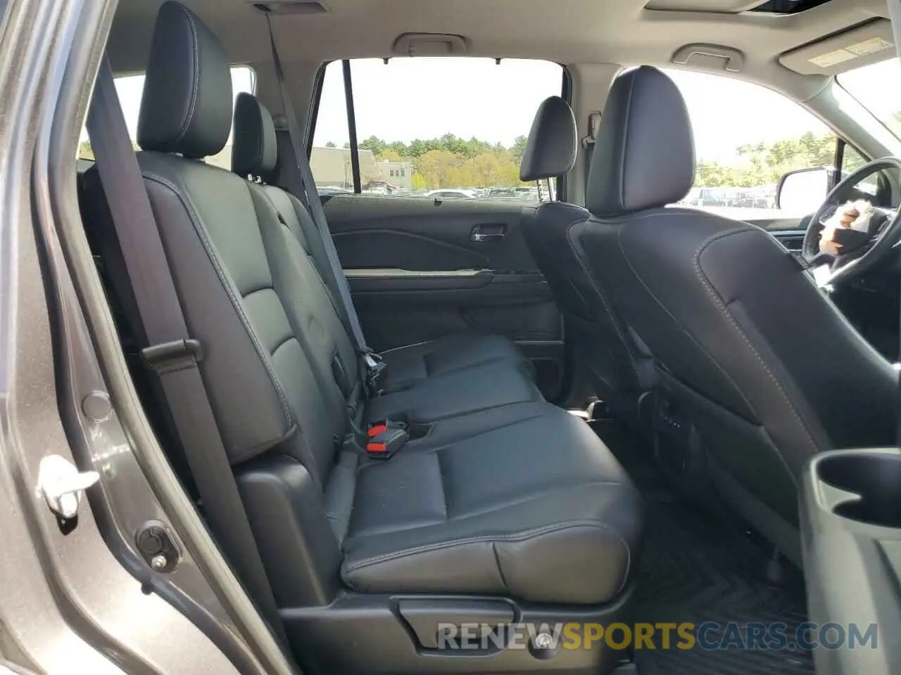11 Photograph of a damaged car 5FNYF6H54MB052212 HONDA PILOT 2021