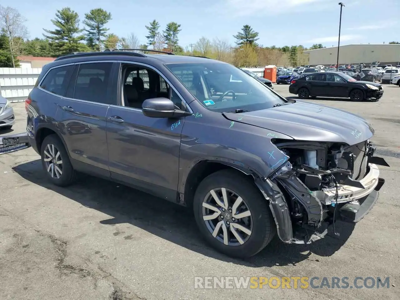 4 Photograph of a damaged car 5FNYF6H54MB052212 HONDA PILOT 2021
