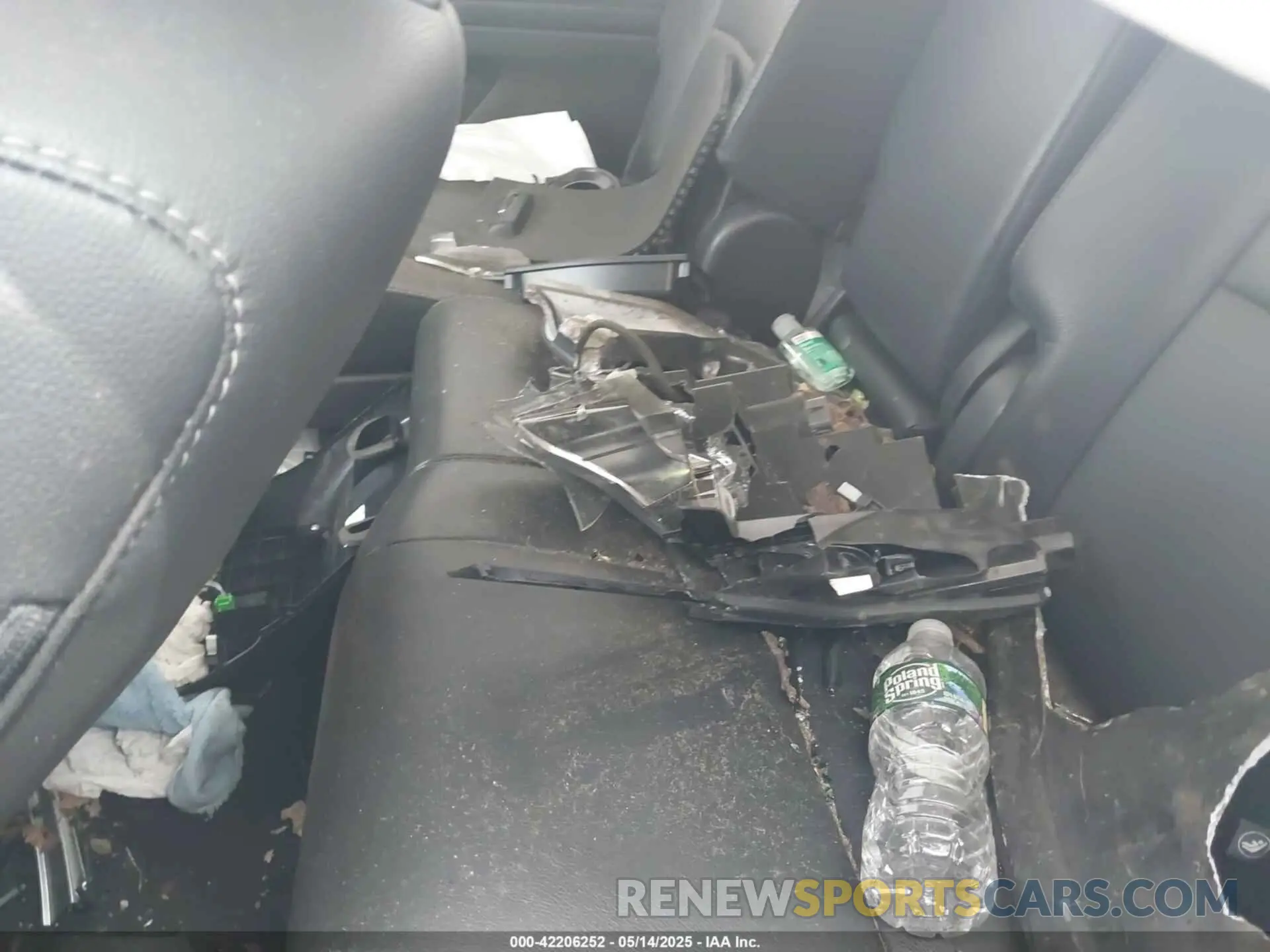 8 Photograph of a damaged car 5FNYF6H55MB069844 HONDA PILOT 2021