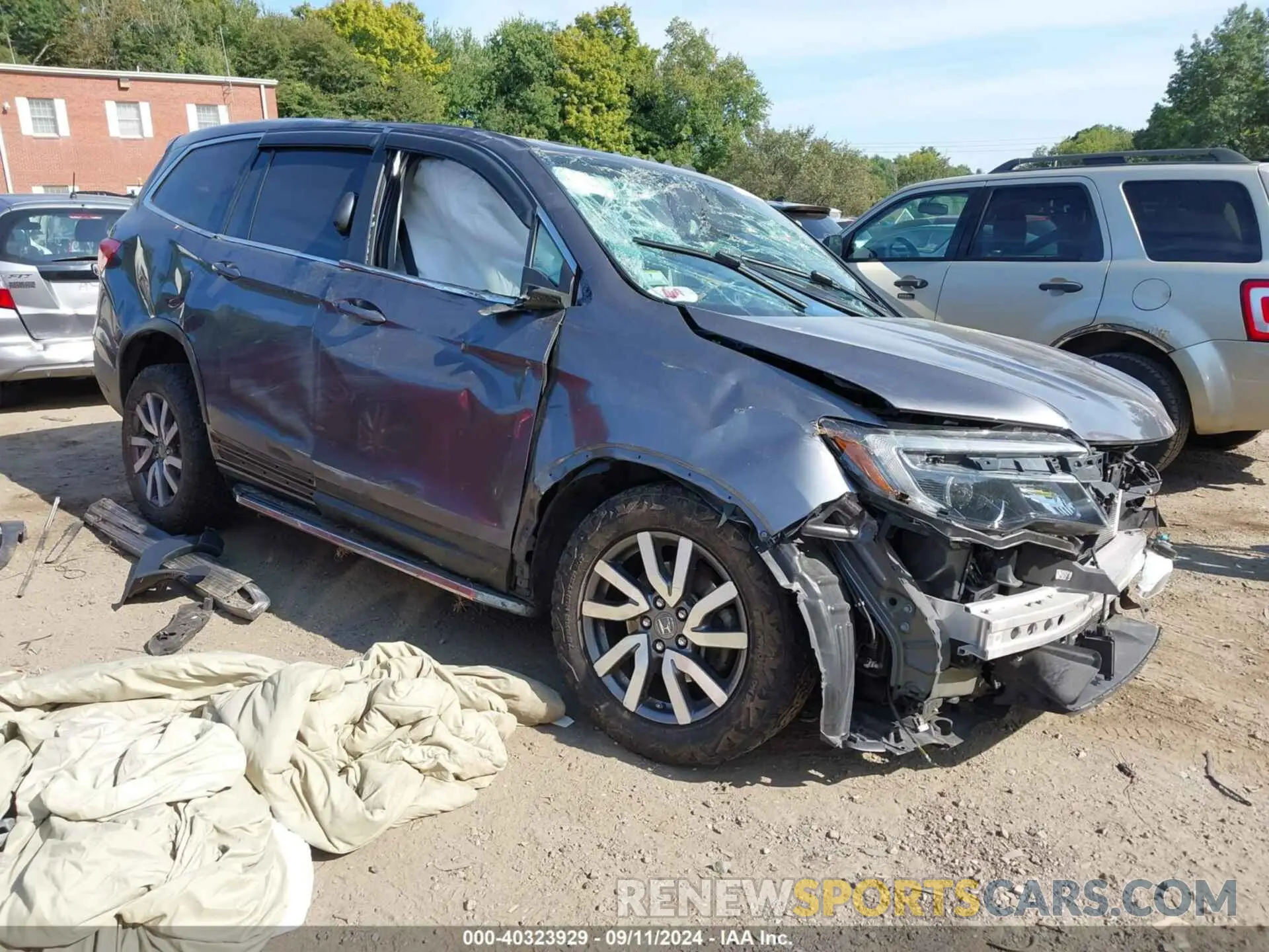 1 Photograph of a damaged car 5FNYF6H56MB010172 HONDA PILOT 2021