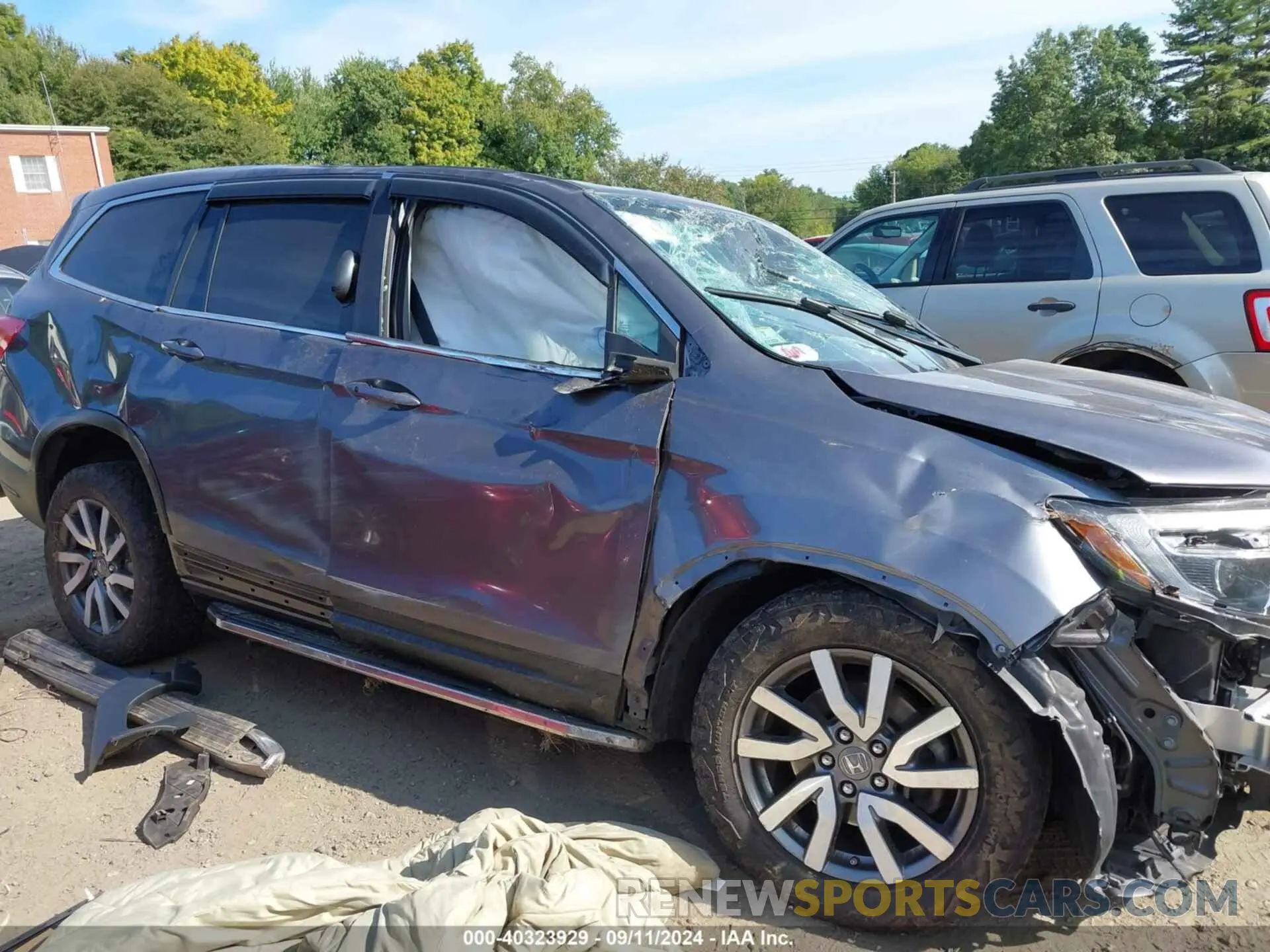 14 Photograph of a damaged car 5FNYF6H56MB010172 HONDA PILOT 2021