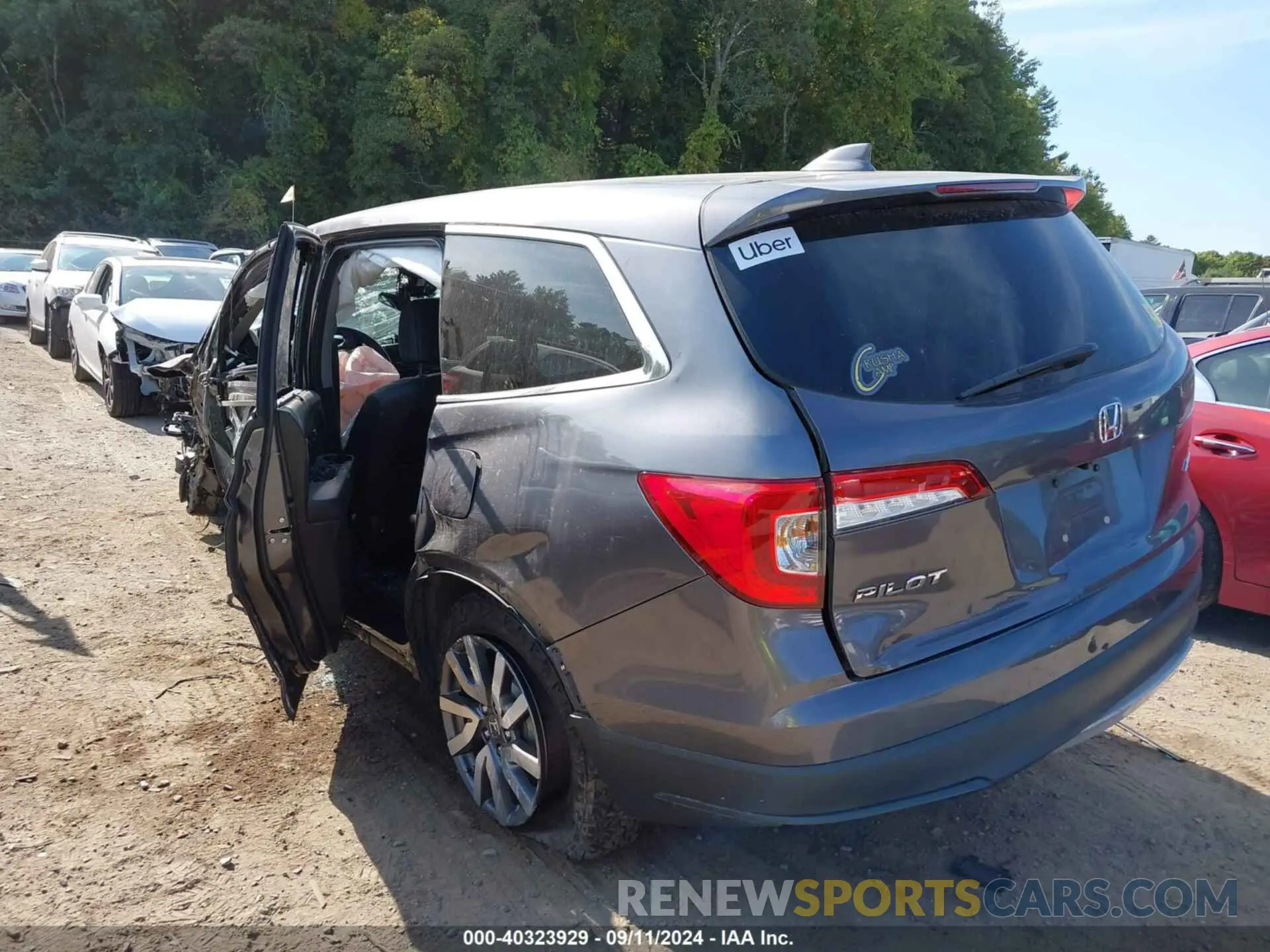 3 Photograph of a damaged car 5FNYF6H56MB010172 HONDA PILOT 2021