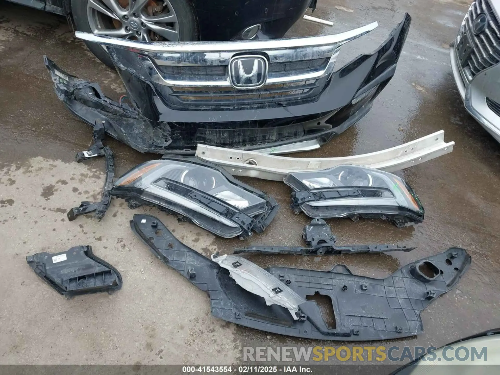 12 Photograph of a damaged car 5FNYF6H56MB013198 HONDA PILOT 2021