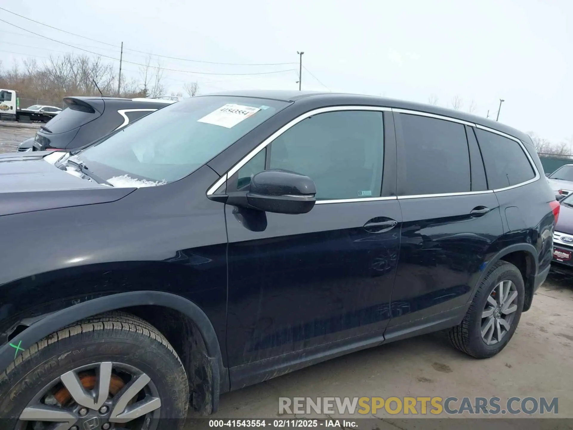 15 Photograph of a damaged car 5FNYF6H56MB013198 HONDA PILOT 2021