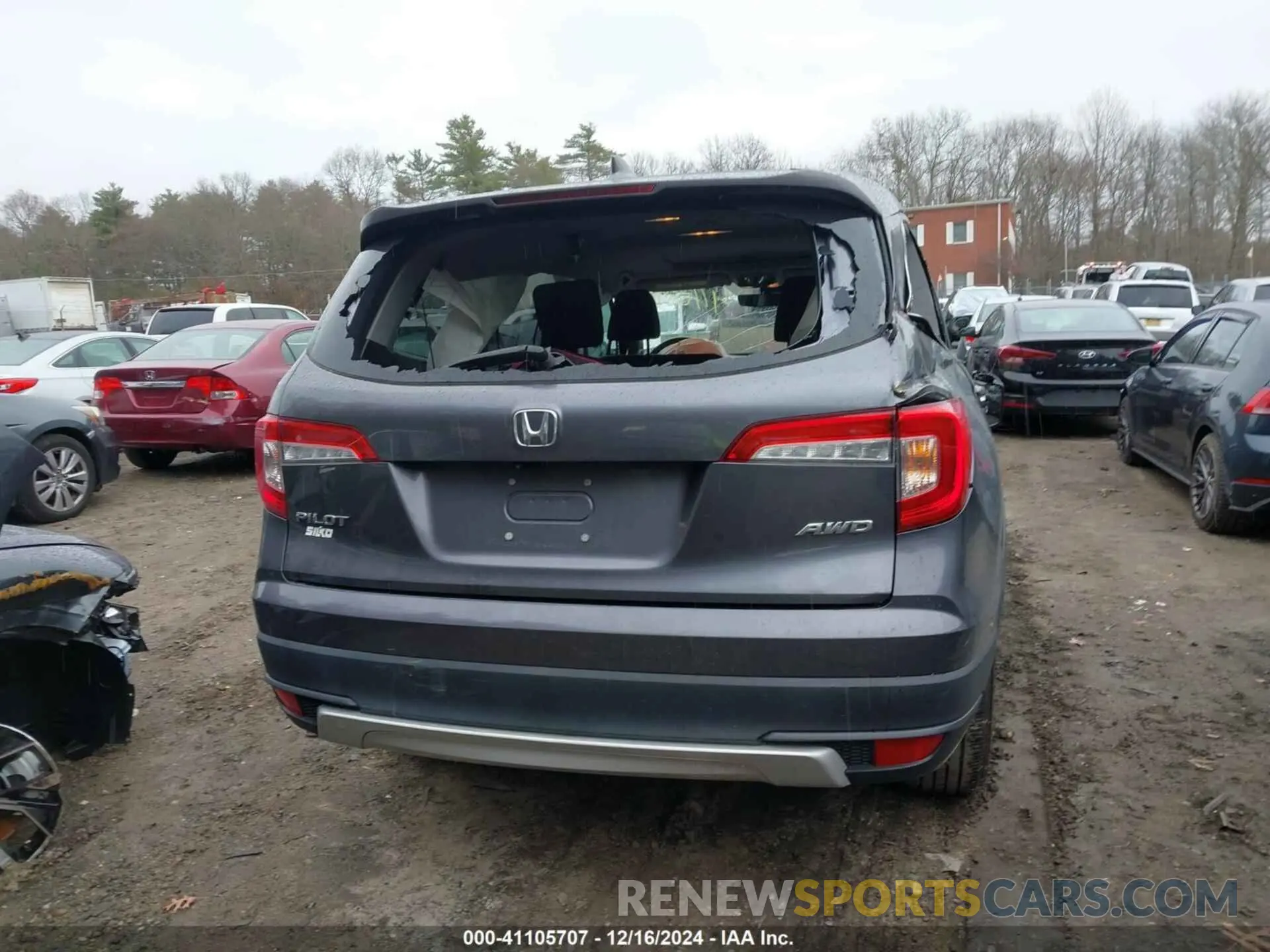 16 Photograph of a damaged car 5FNYF6H56MB038117 HONDA PILOT 2021