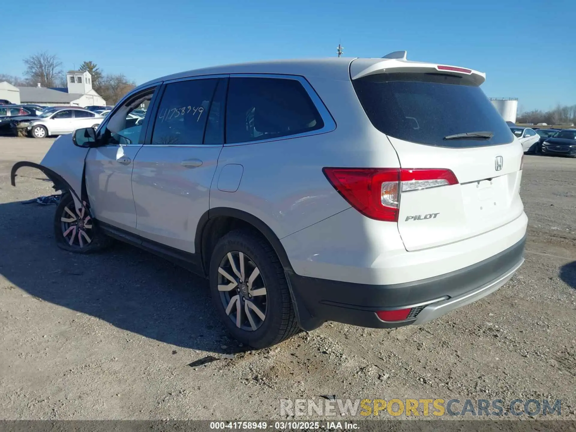 3 Photograph of a damaged car 5FNYF6H56MB049800 HONDA PILOT 2021