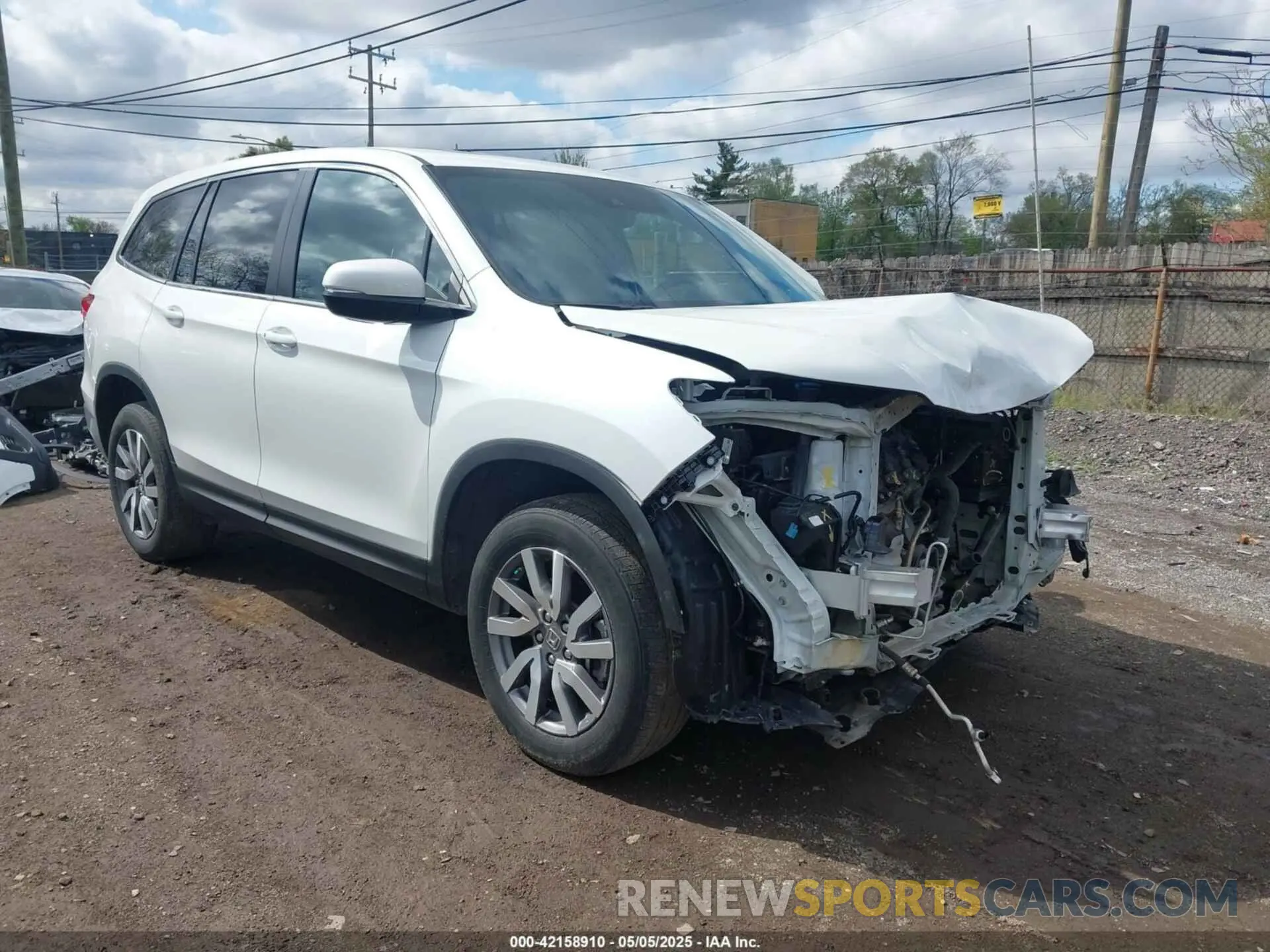 1 Photograph of a damaged car 5FNYF6H57MB054147 HONDA PILOT 2021