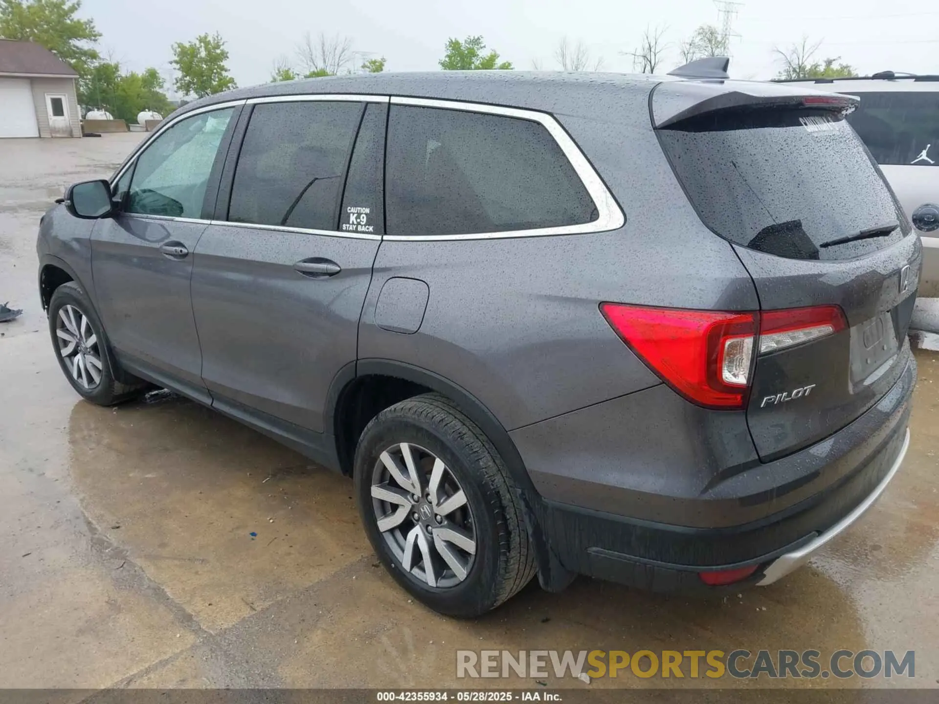 3 Photograph of a damaged car 5FNYF6H58MB030939 HONDA PILOT 2021