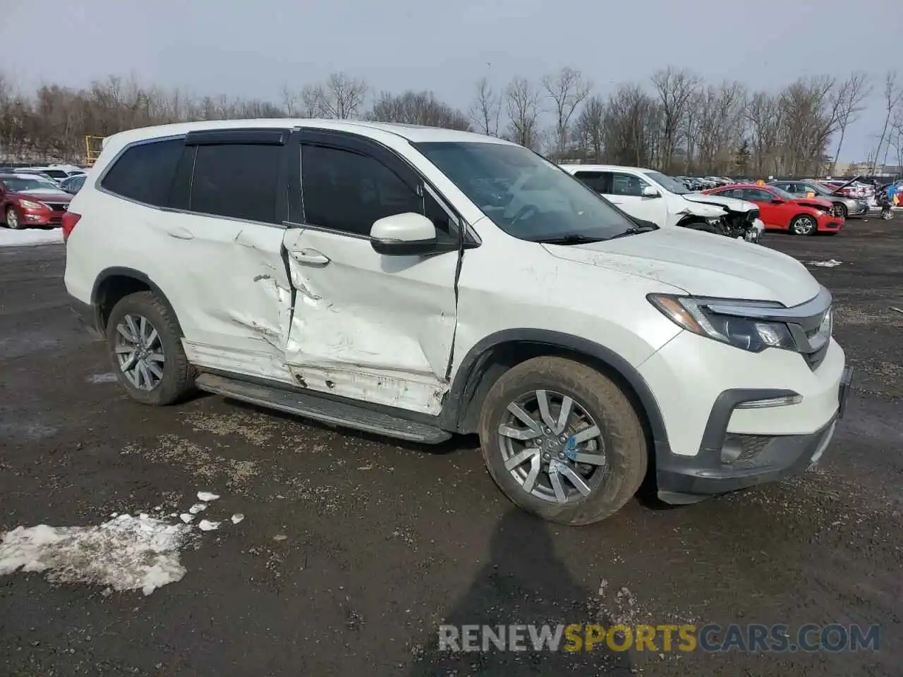 4 Photograph of a damaged car 5FNYF6H58MB077274 HONDA PILOT 2021