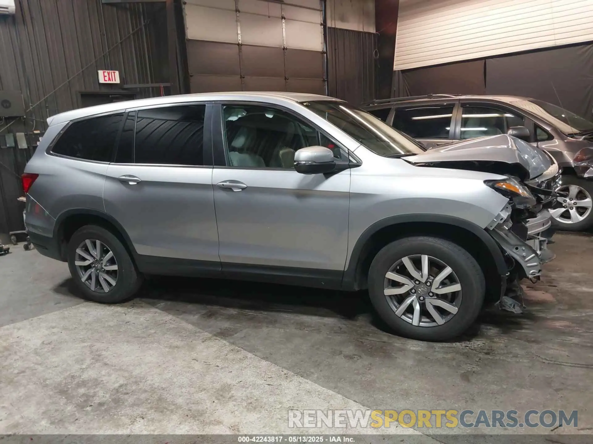 14 Photograph of a damaged car 5FNYF6H59MB047541 HONDA PILOT 2021
