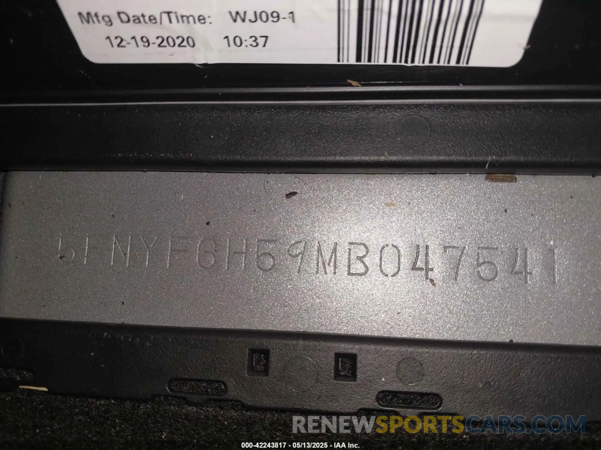 18 Photograph of a damaged car 5FNYF6H59MB047541 HONDA PILOT 2021