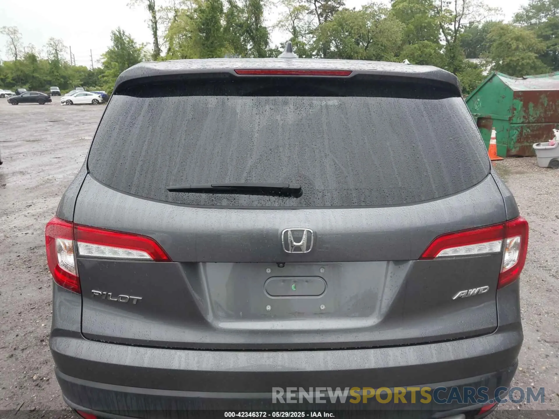 16 Photograph of a damaged car 5FNYF6H5XMB048102 HONDA PILOT 2021