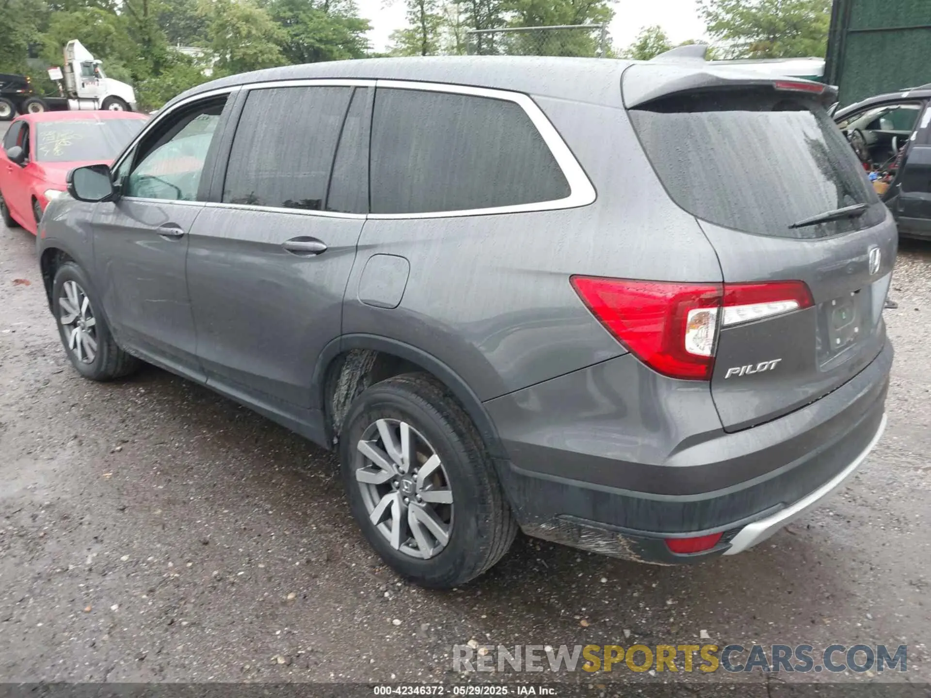 3 Photograph of a damaged car 5FNYF6H5XMB048102 HONDA PILOT 2021