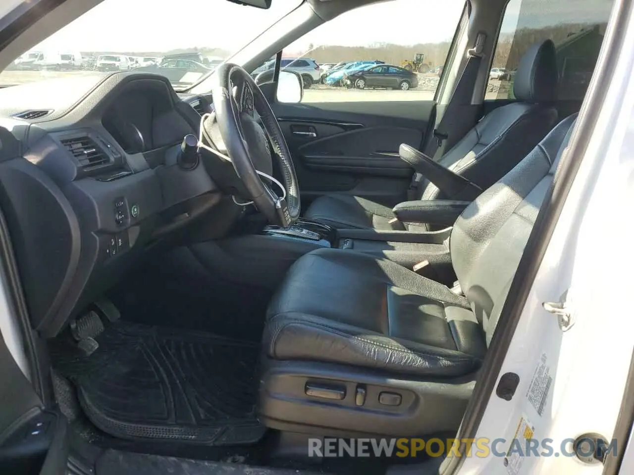 7 Photograph of a damaged car 5FNYF6H60MB003159 HONDA PILOT 2021
