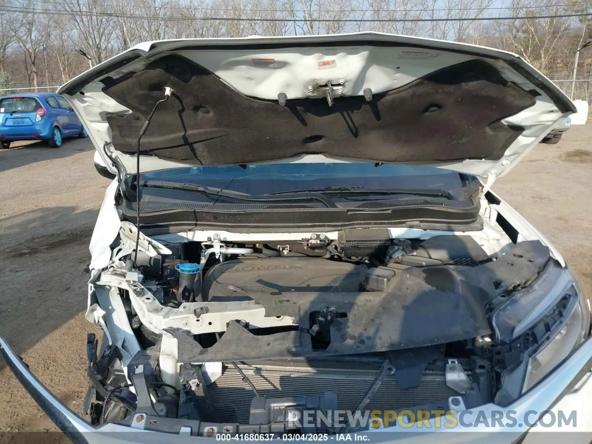 10 Photograph of a damaged car 5FNYF6H60MB037909 HONDA PILOT 2021