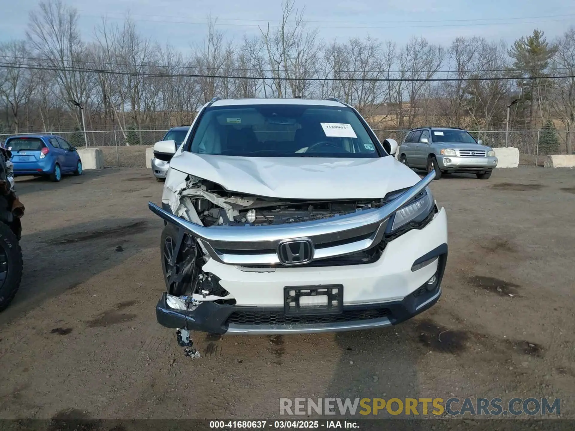 11 Photograph of a damaged car 5FNYF6H60MB037909 HONDA PILOT 2021