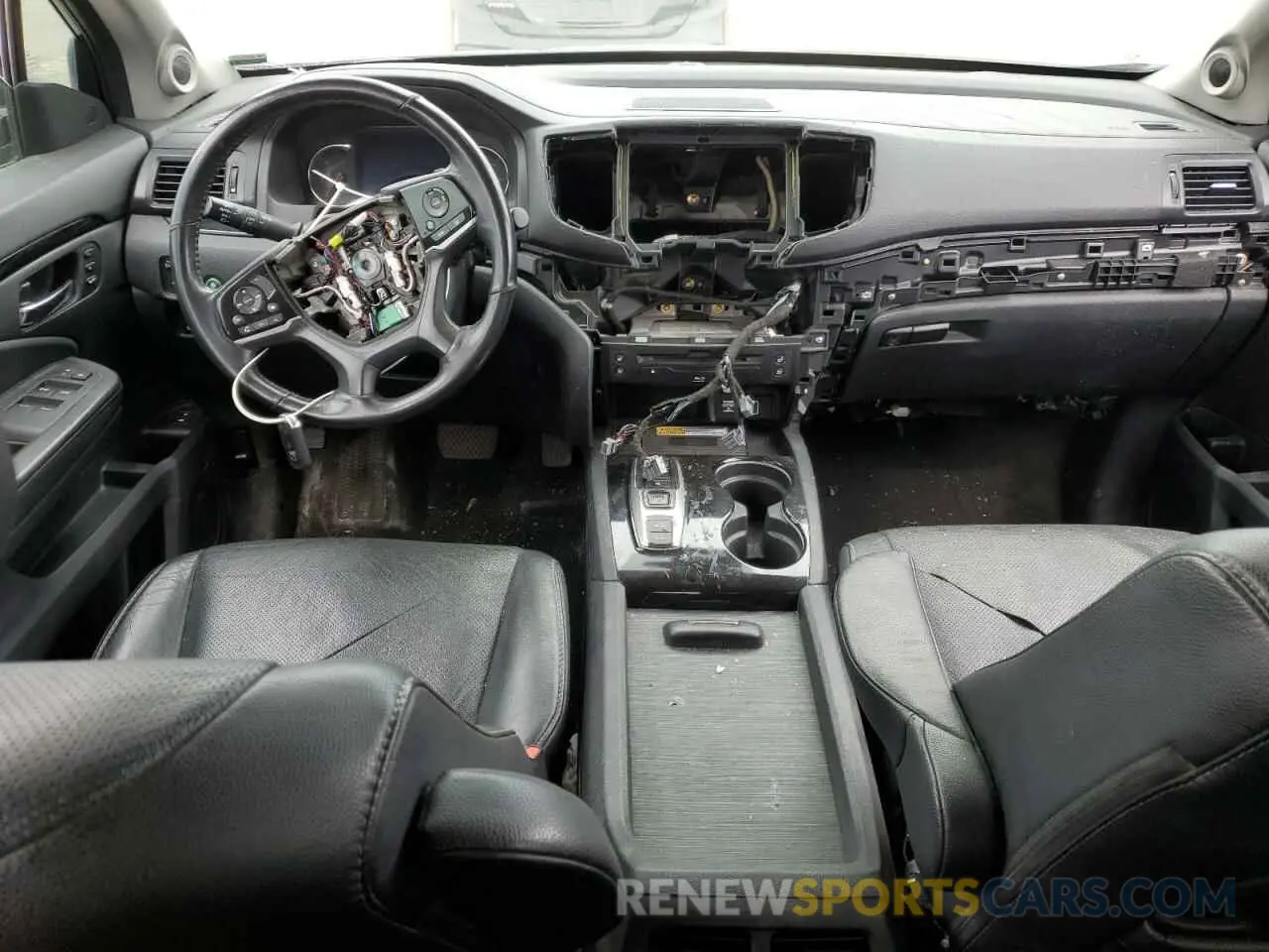 8 Photograph of a damaged car 5FNYF6H62MB504571 HONDA PILOT 2021