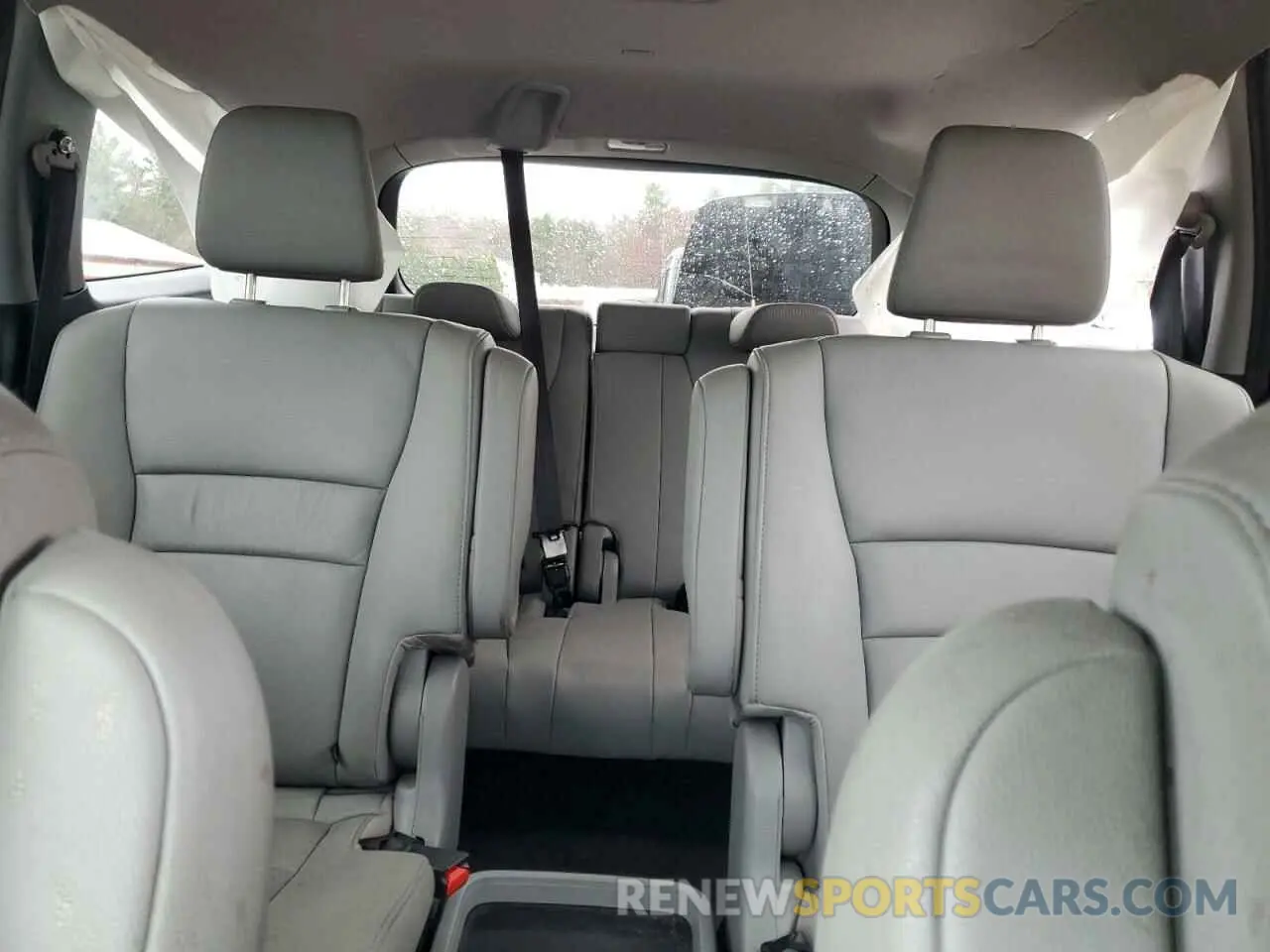 10 Photograph of a damaged car 5FNYF6H63MB070290 HONDA PILOT 2021