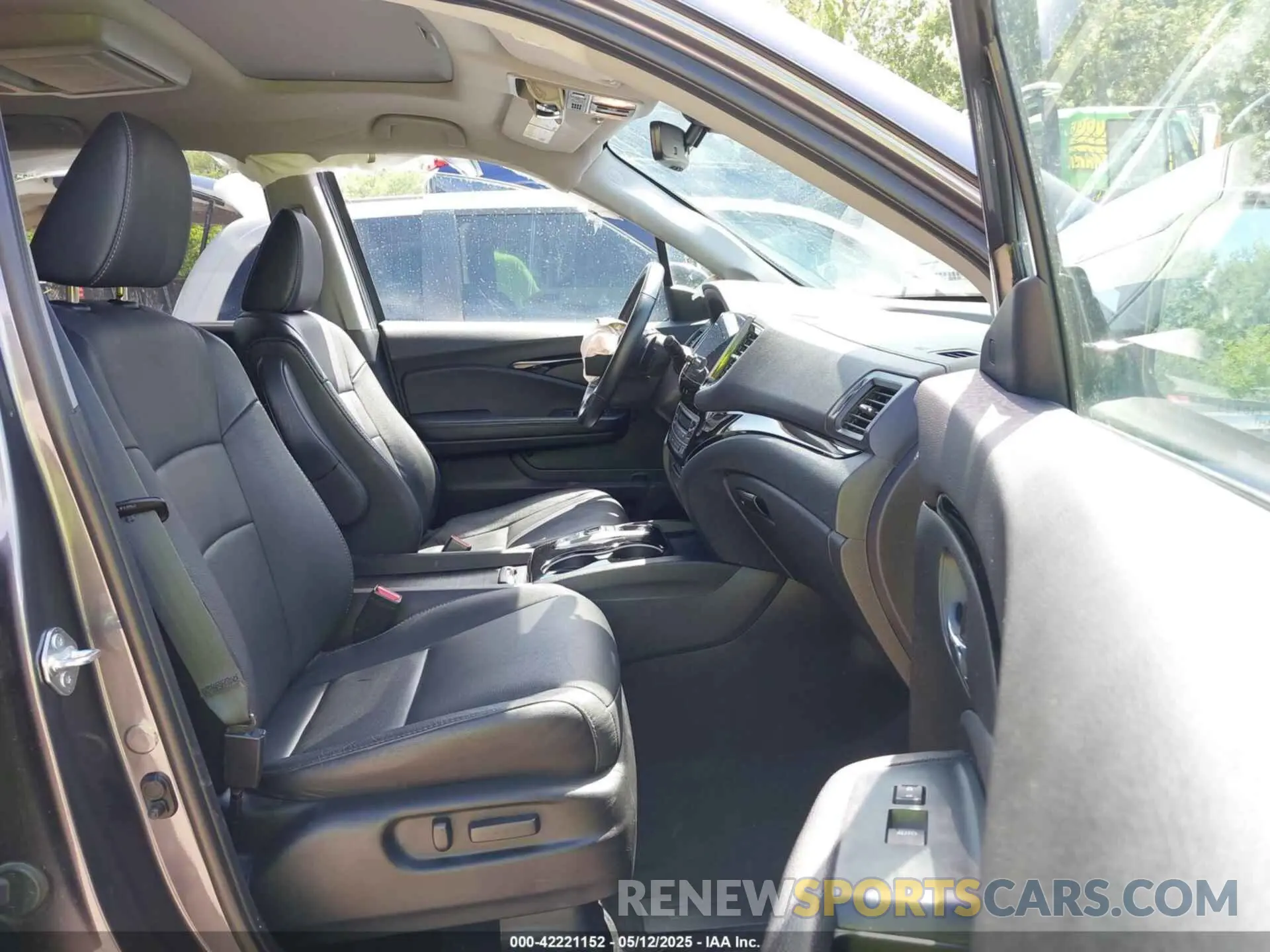 5 Photograph of a damaged car 5FNYF6H66MB081767 HONDA PILOT 2021