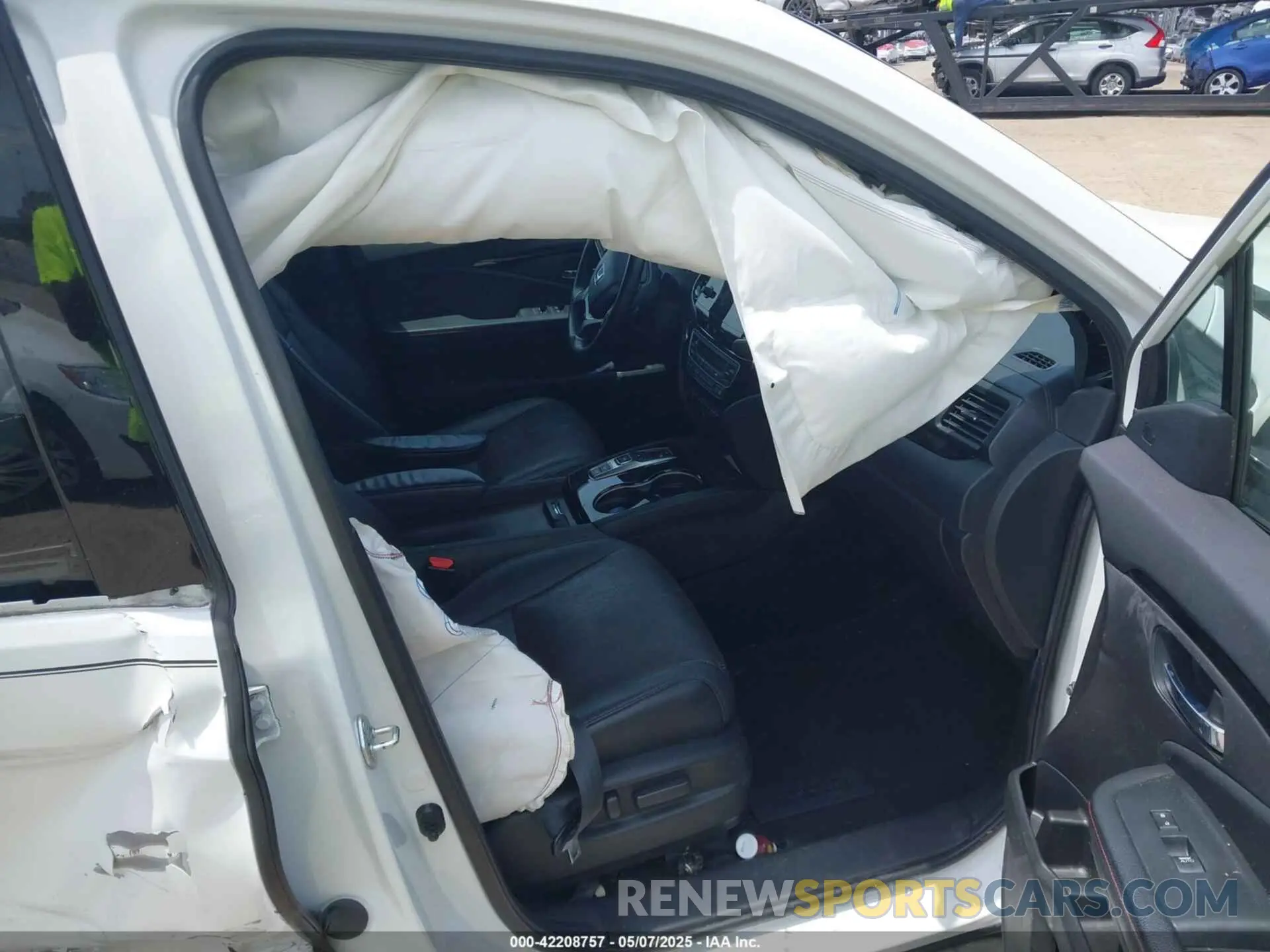 5 Photograph of a damaged car 5FNYF6H71MB036843 HONDA PILOT 2021