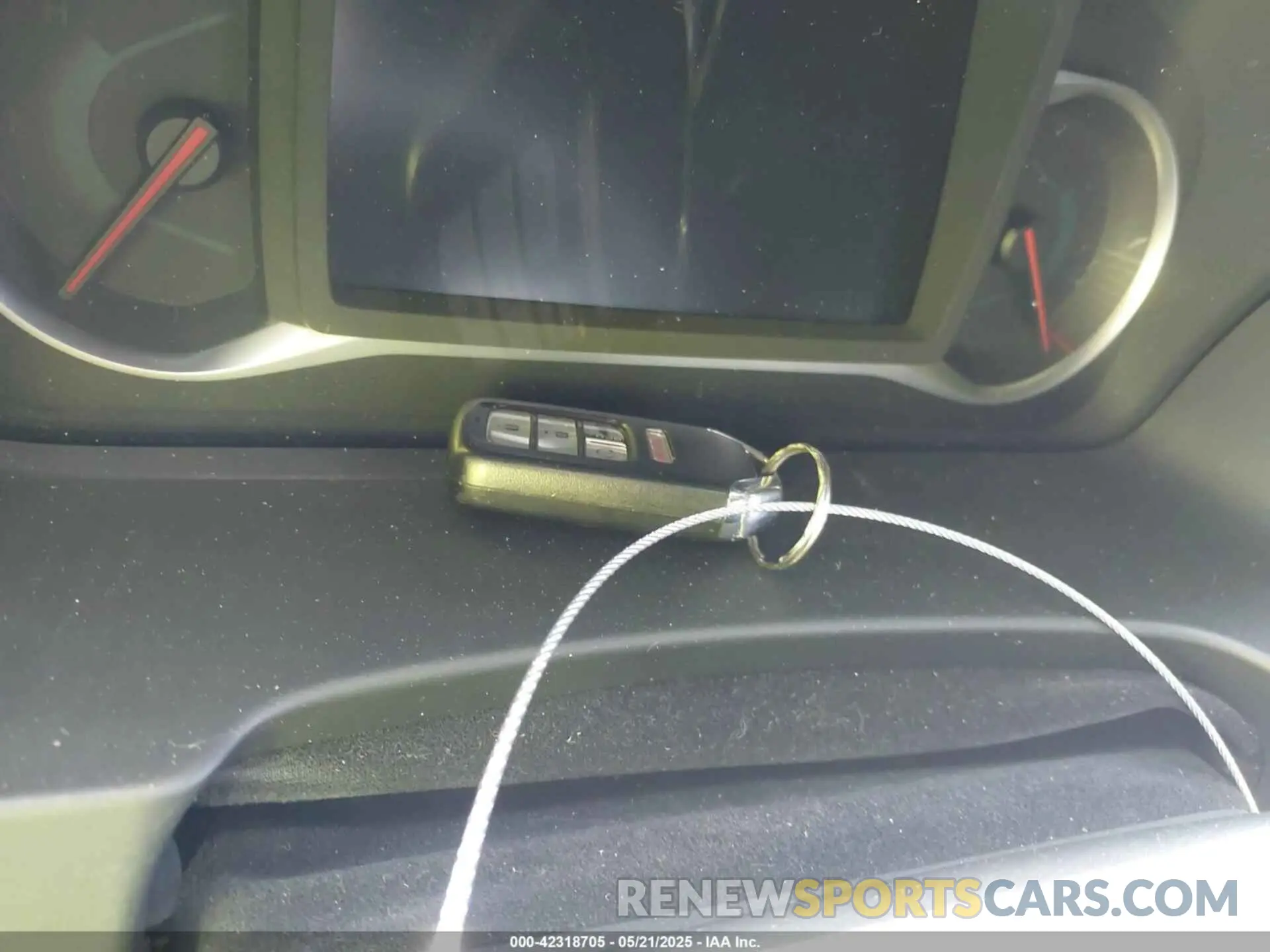 11 Photograph of a damaged car 5FNYF6H72MB057393 HONDA PILOT 2021