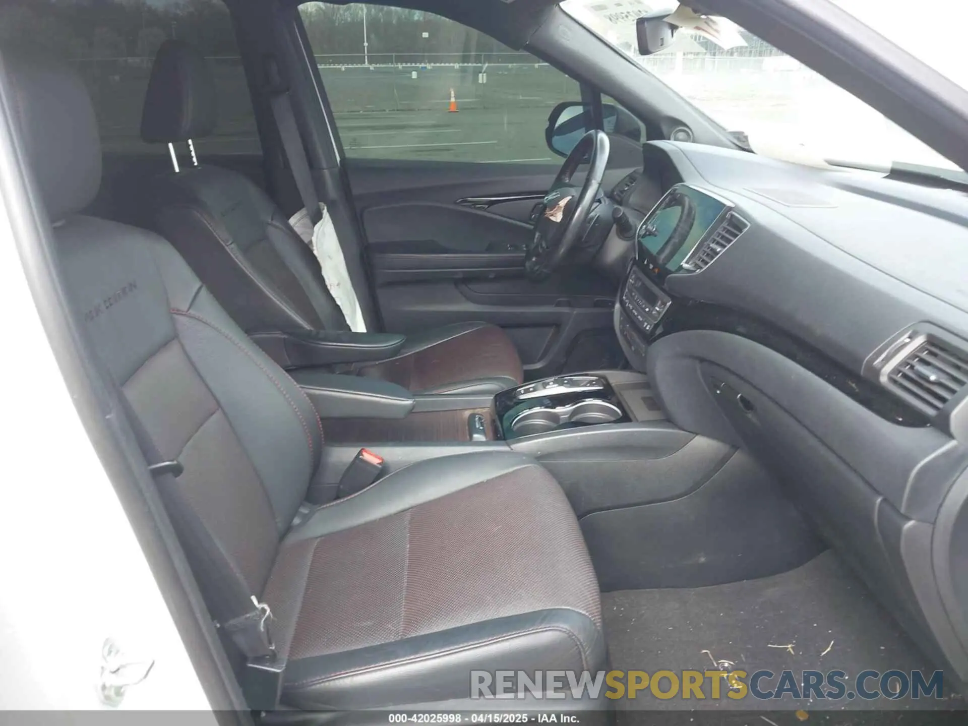 5 Photograph of a damaged car 5FNYF6H72MB067664 HONDA PILOT 2021