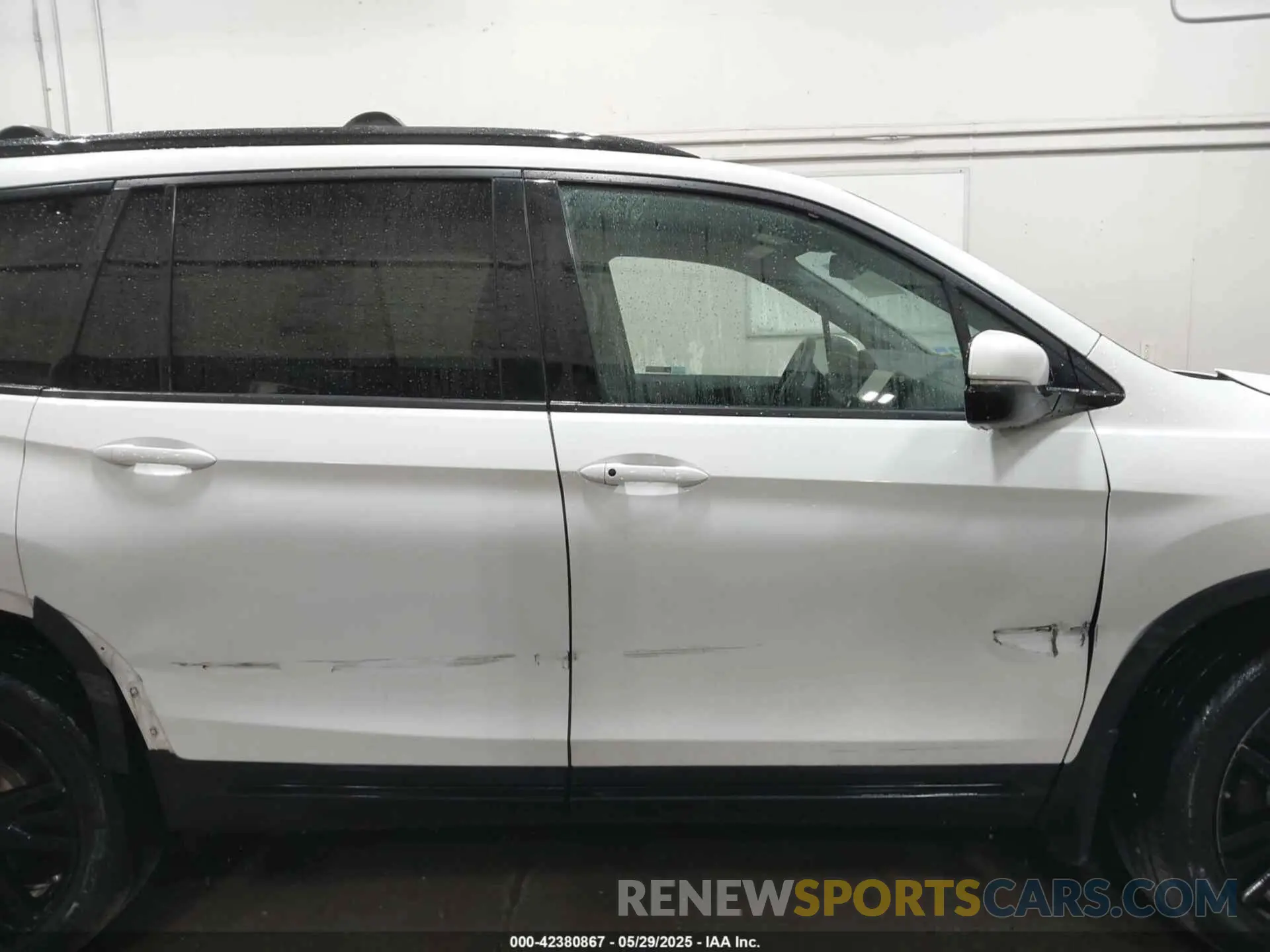 14 Photograph of a damaged car 5FNYF6H78MB035740 HONDA PILOT 2021