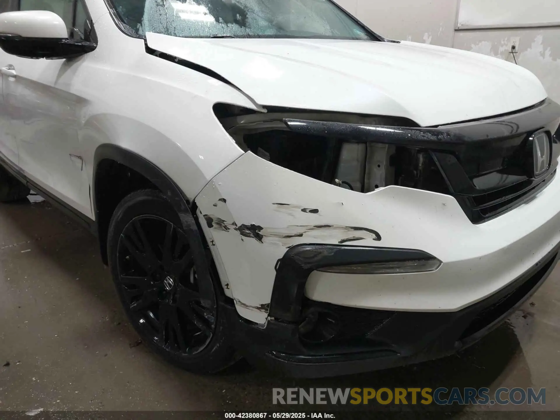 6 Photograph of a damaged car 5FNYF6H78MB035740 HONDA PILOT 2021