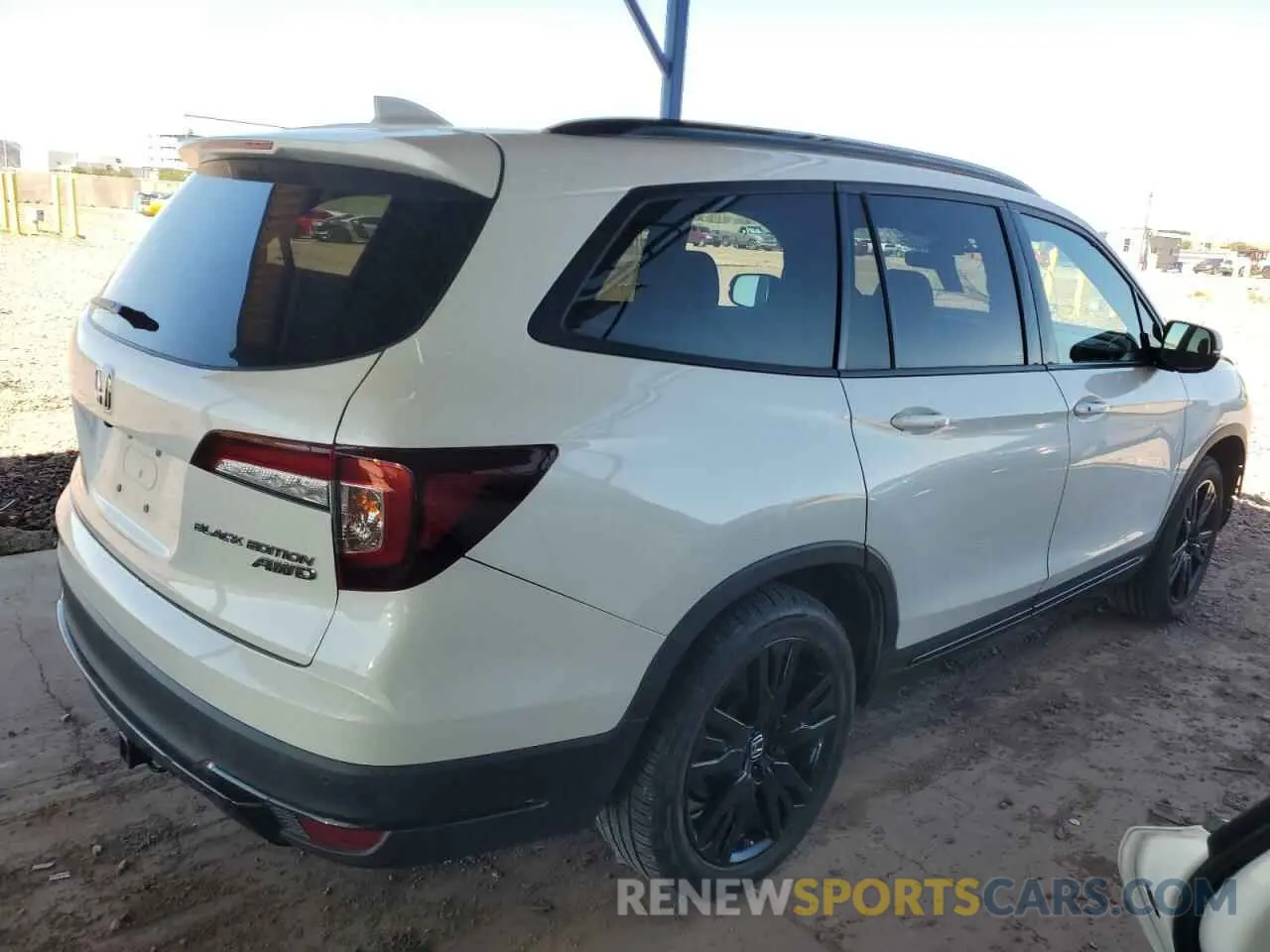 3 Photograph of a damaged car 5FNYF6H78MB056619 HONDA PILOT 2021