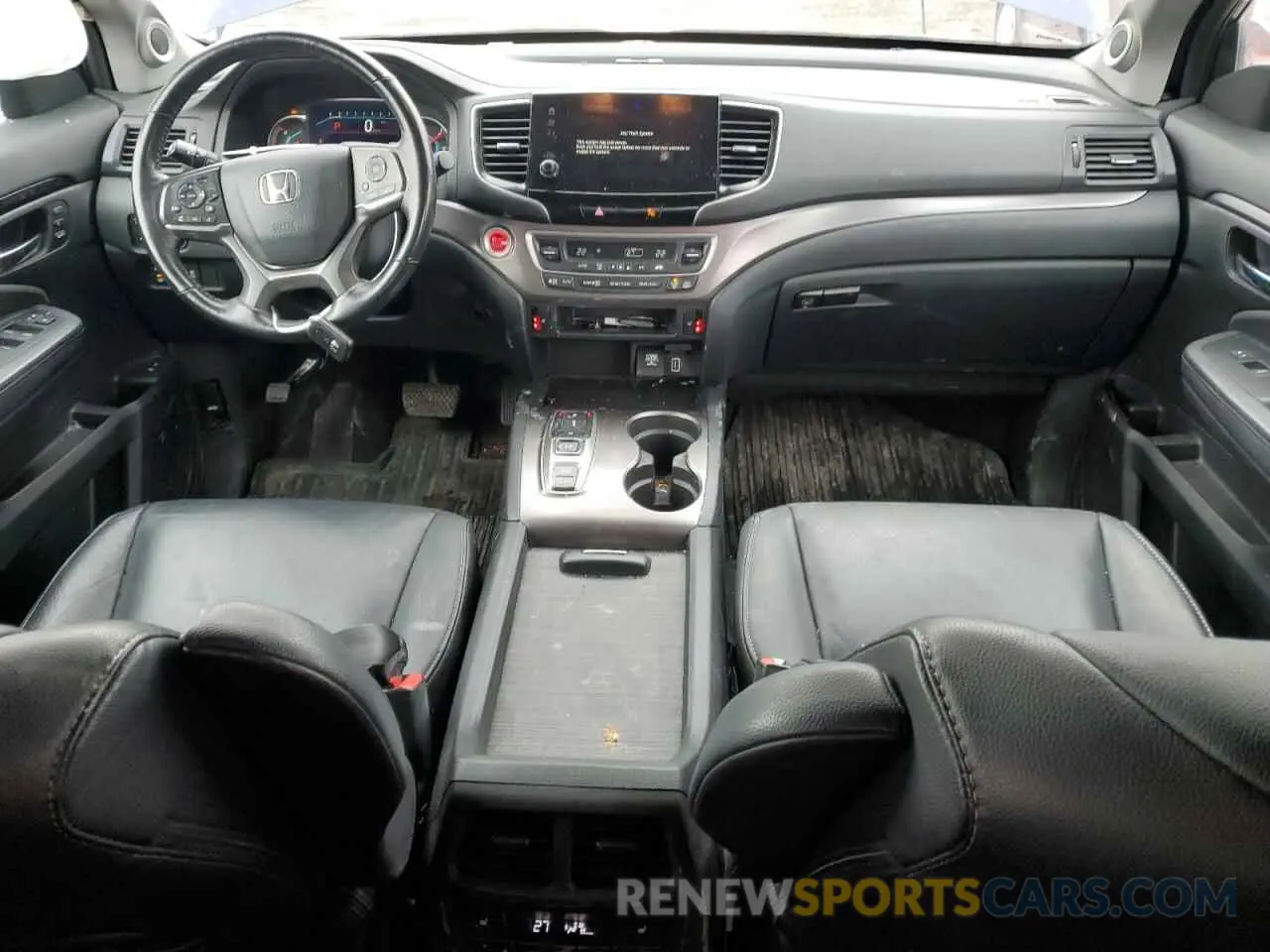 8 Photograph of a damaged car 5FNYF6H79MB504740 HONDA PILOT 2021