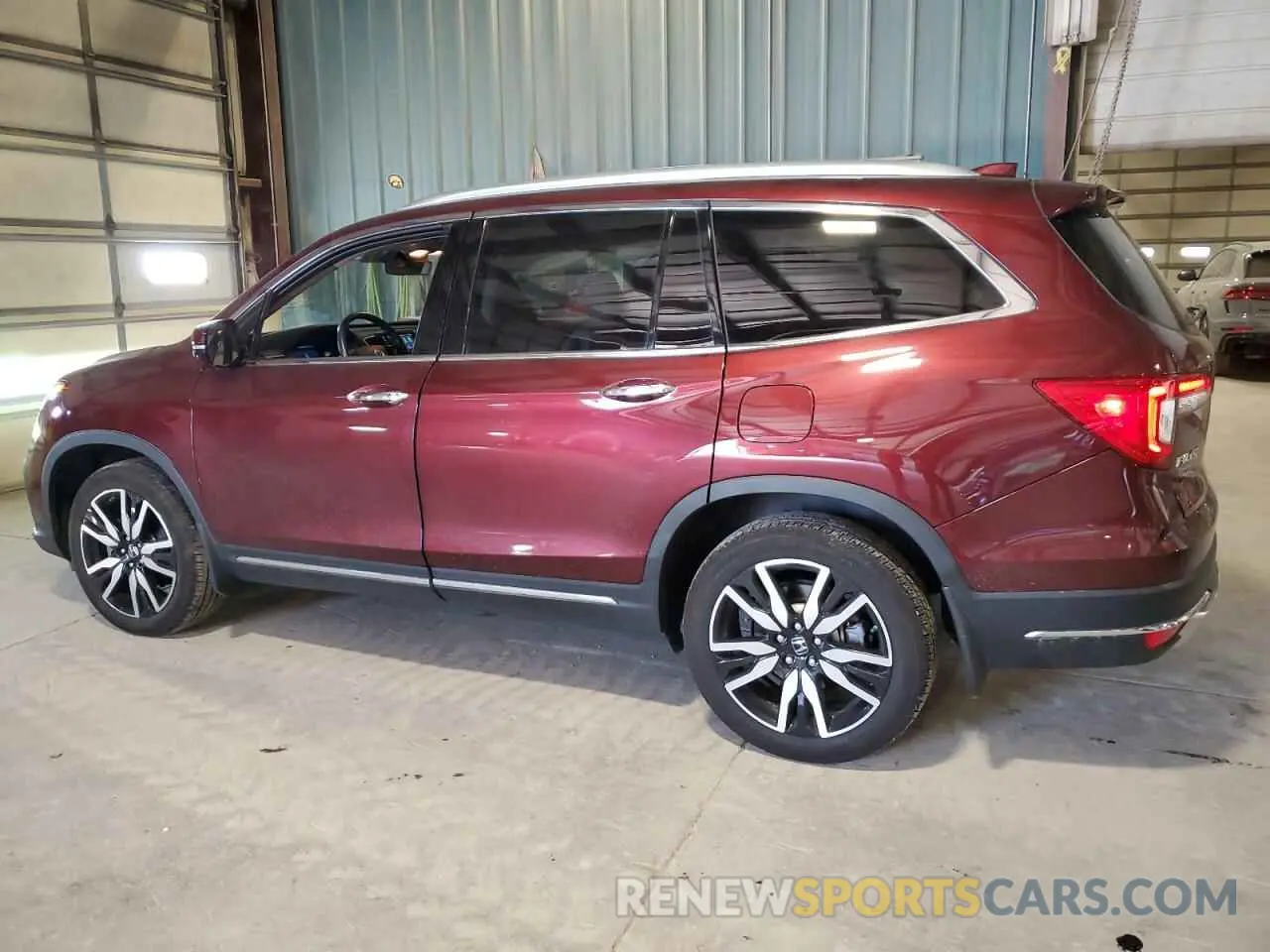 2 Photograph of a damaged car 5FNYF6H91MB002628 HONDA PILOT 2021