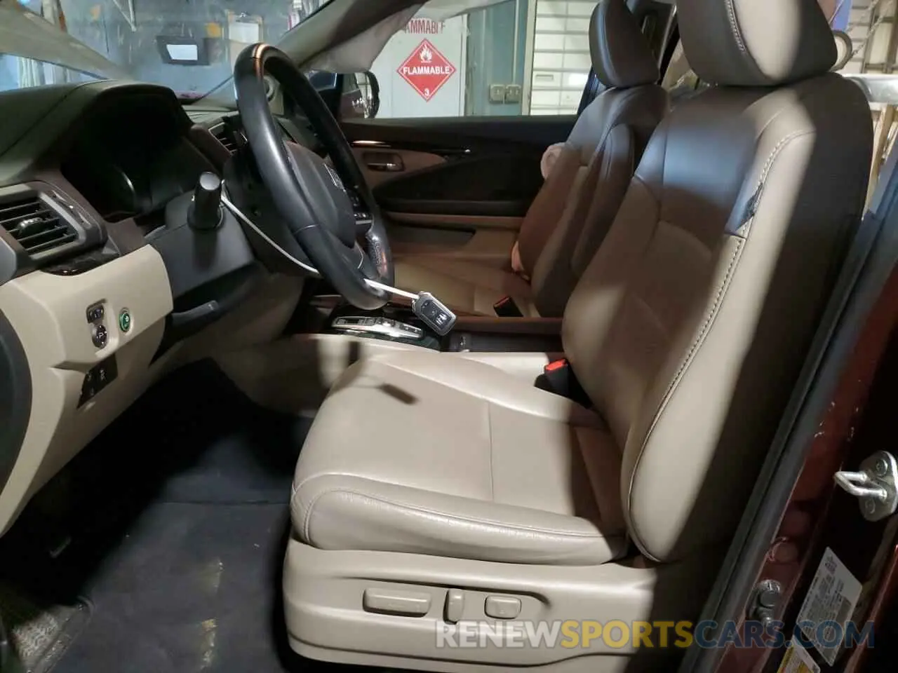 7 Photograph of a damaged car 5FNYF6H91MB002628 HONDA PILOT 2021