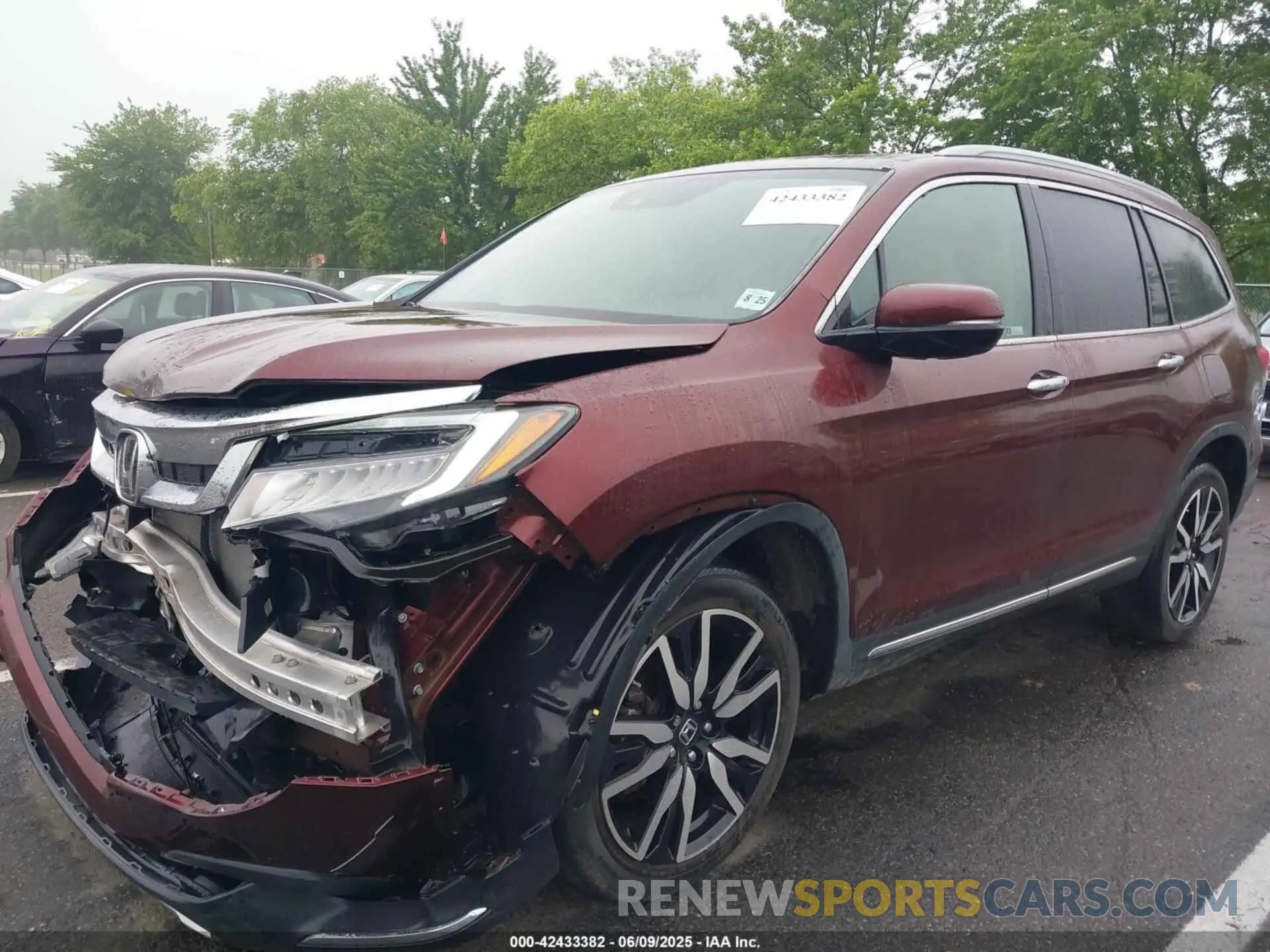 18 Photograph of a damaged car 5FNYF6H92MB002640 HONDA PILOT 2021