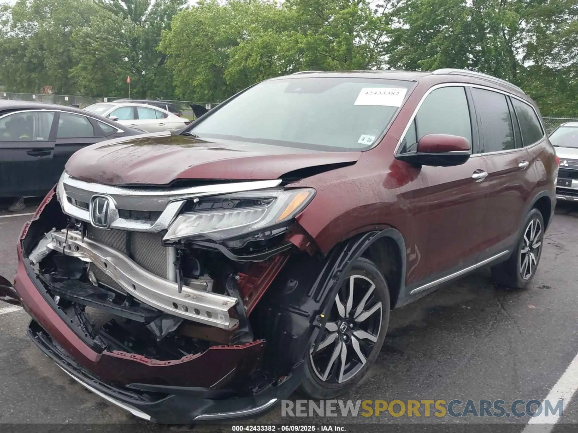 2 Photograph of a damaged car 5FNYF6H92MB002640 HONDA PILOT 2021