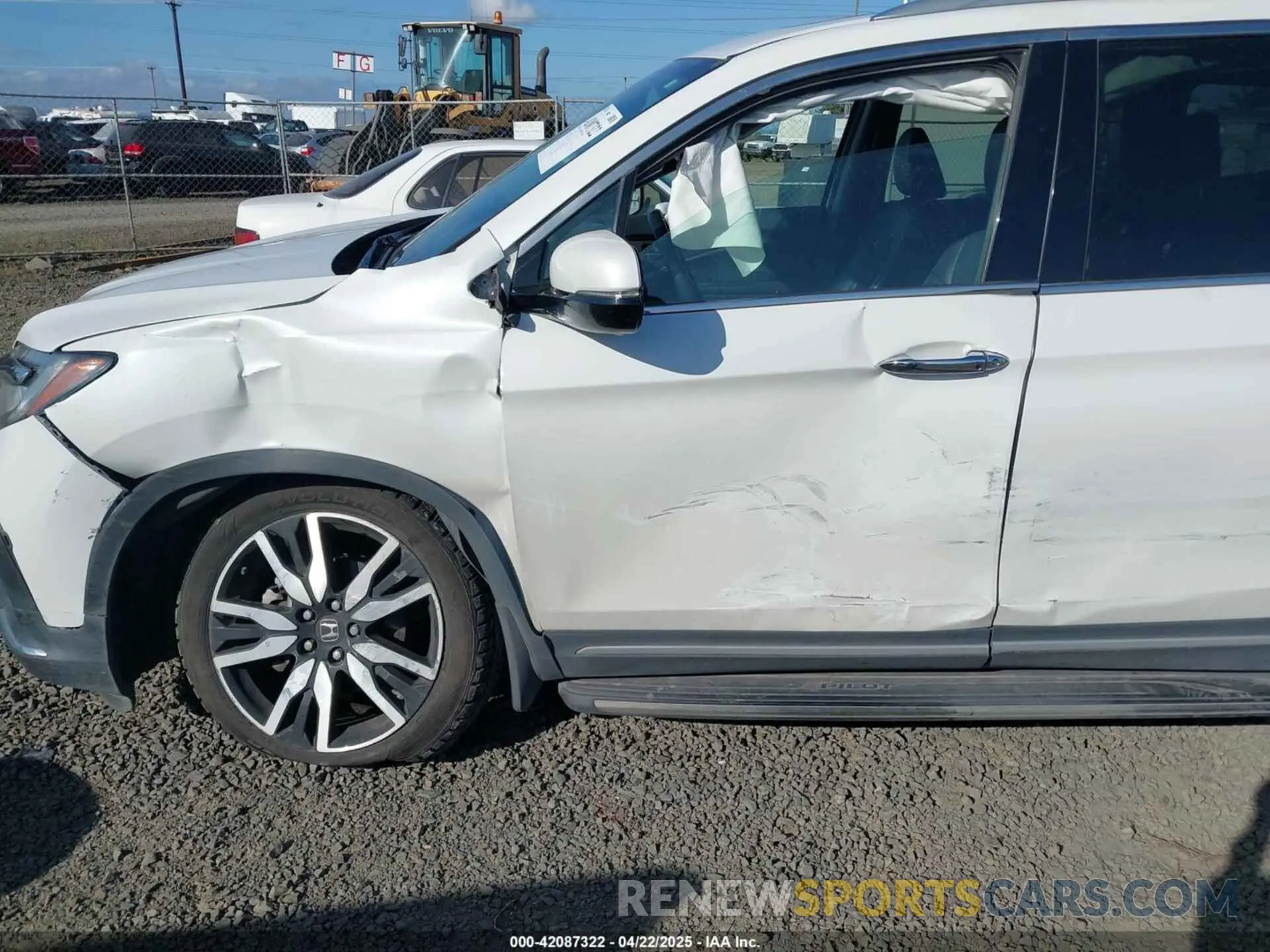 6 Photograph of a damaged car 5FNYF6H92MB031782 HONDA PILOT 2021