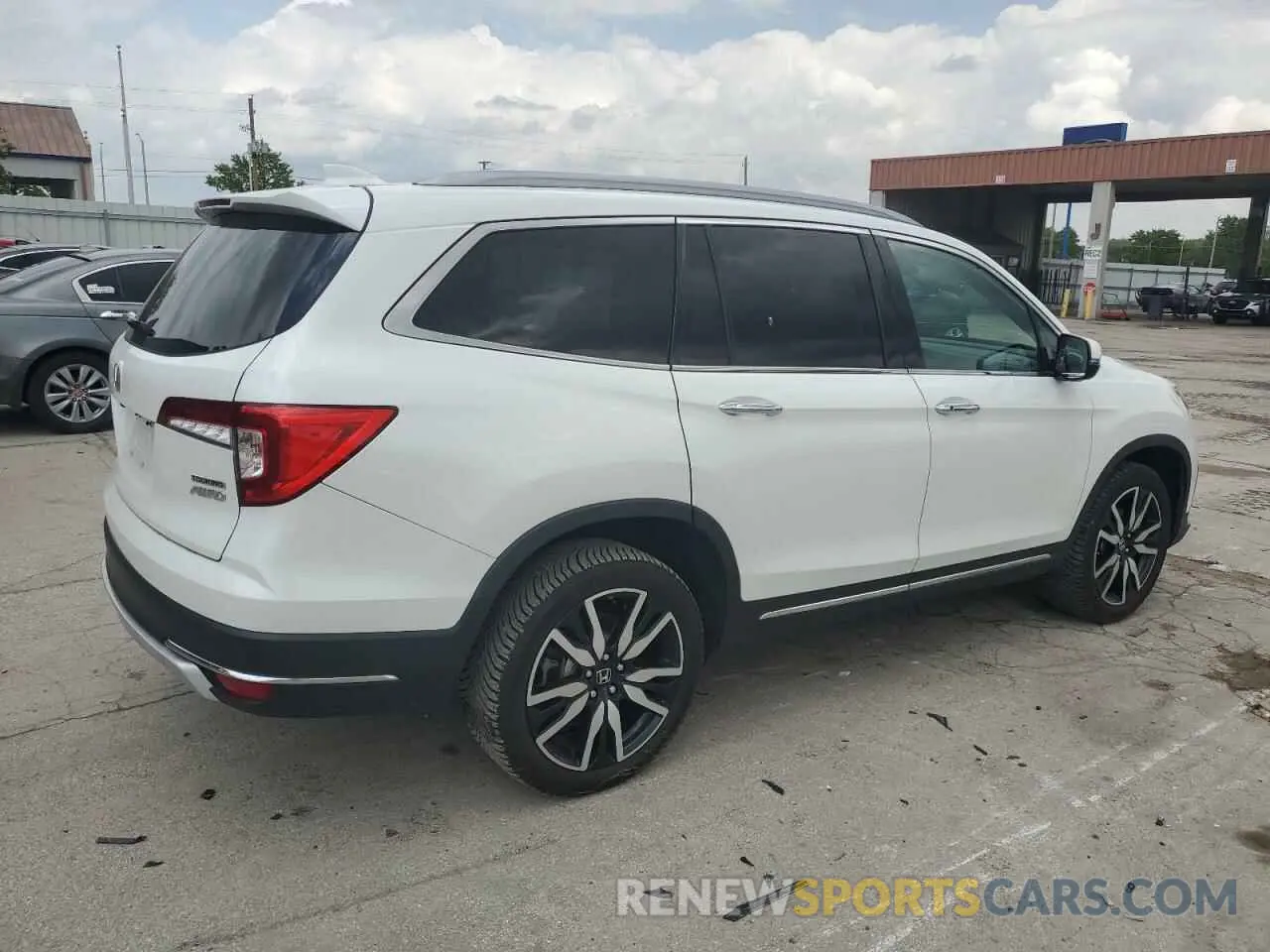 3 Photograph of a damaged car 5FNYF6H96MB002592 HONDA PILOT 2021