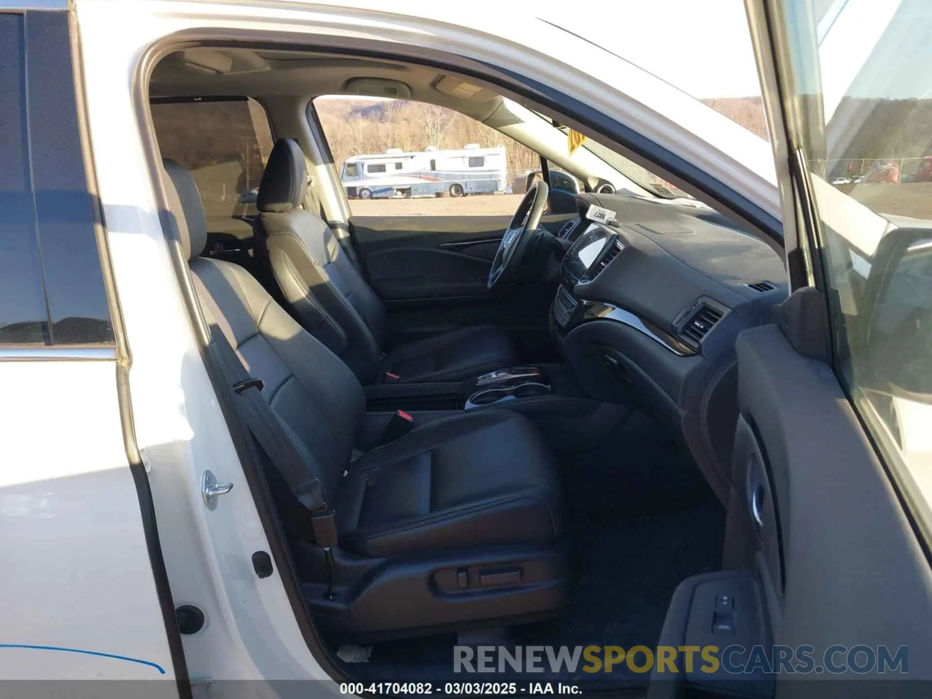 5 Photograph of a damaged car 5FNYF6H96MB038539 HONDA PILOT 2021