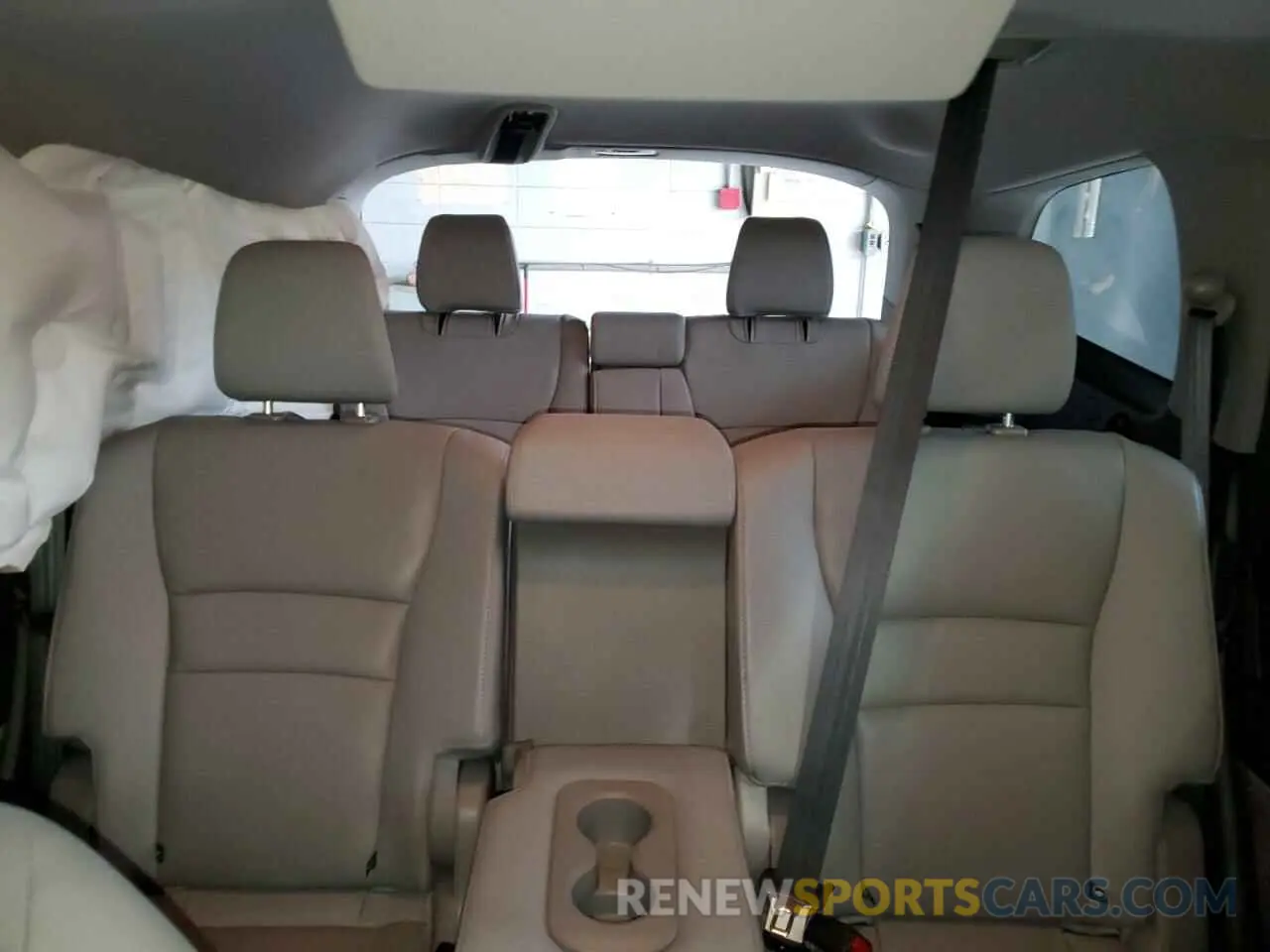 10 Photograph of a damaged car 5FNYF6H96MB041909 HONDA PILOT 2021
