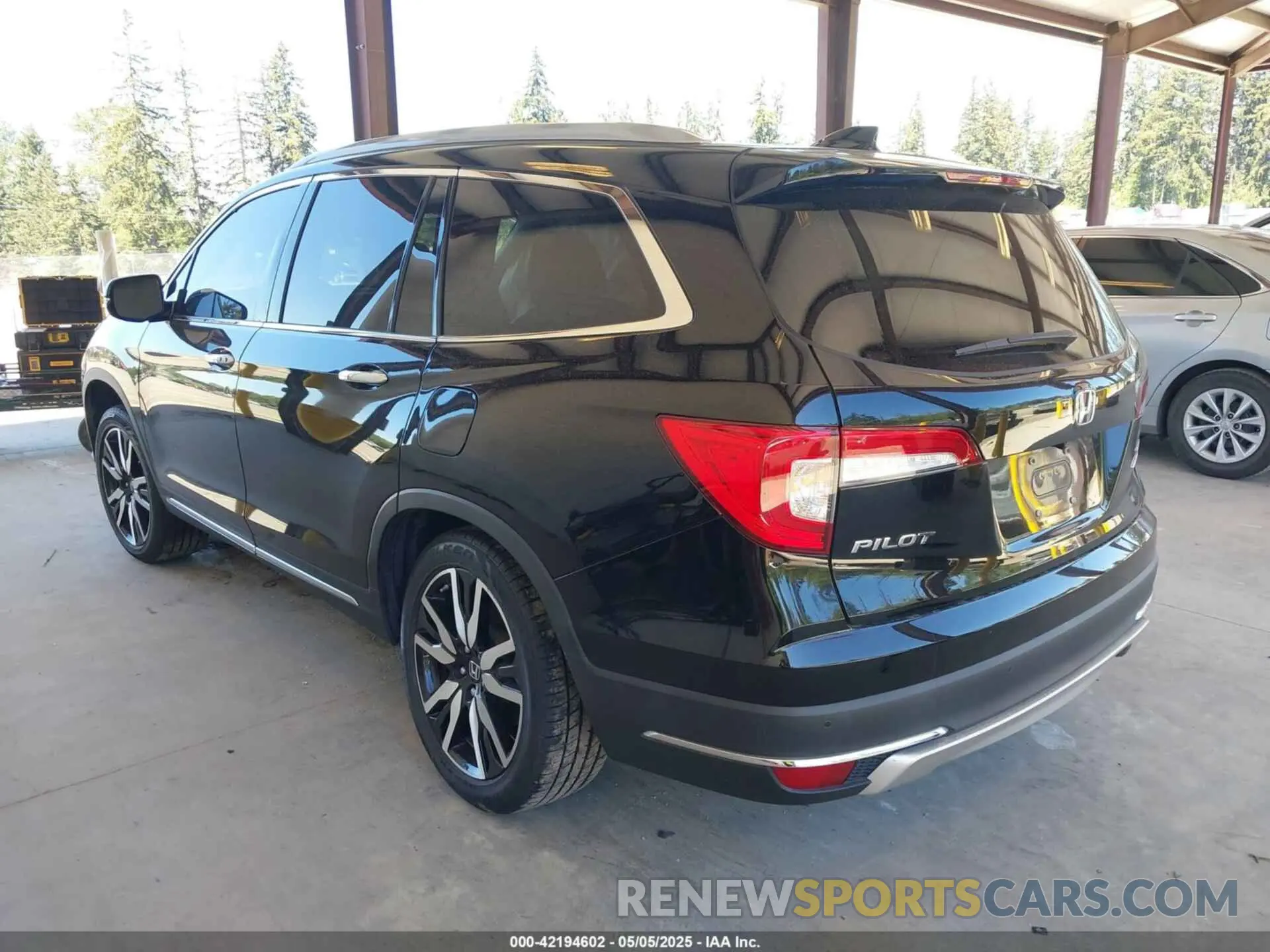 3 Photograph of a damaged car 5FNYF6H99MB049728 HONDA PILOT 2021