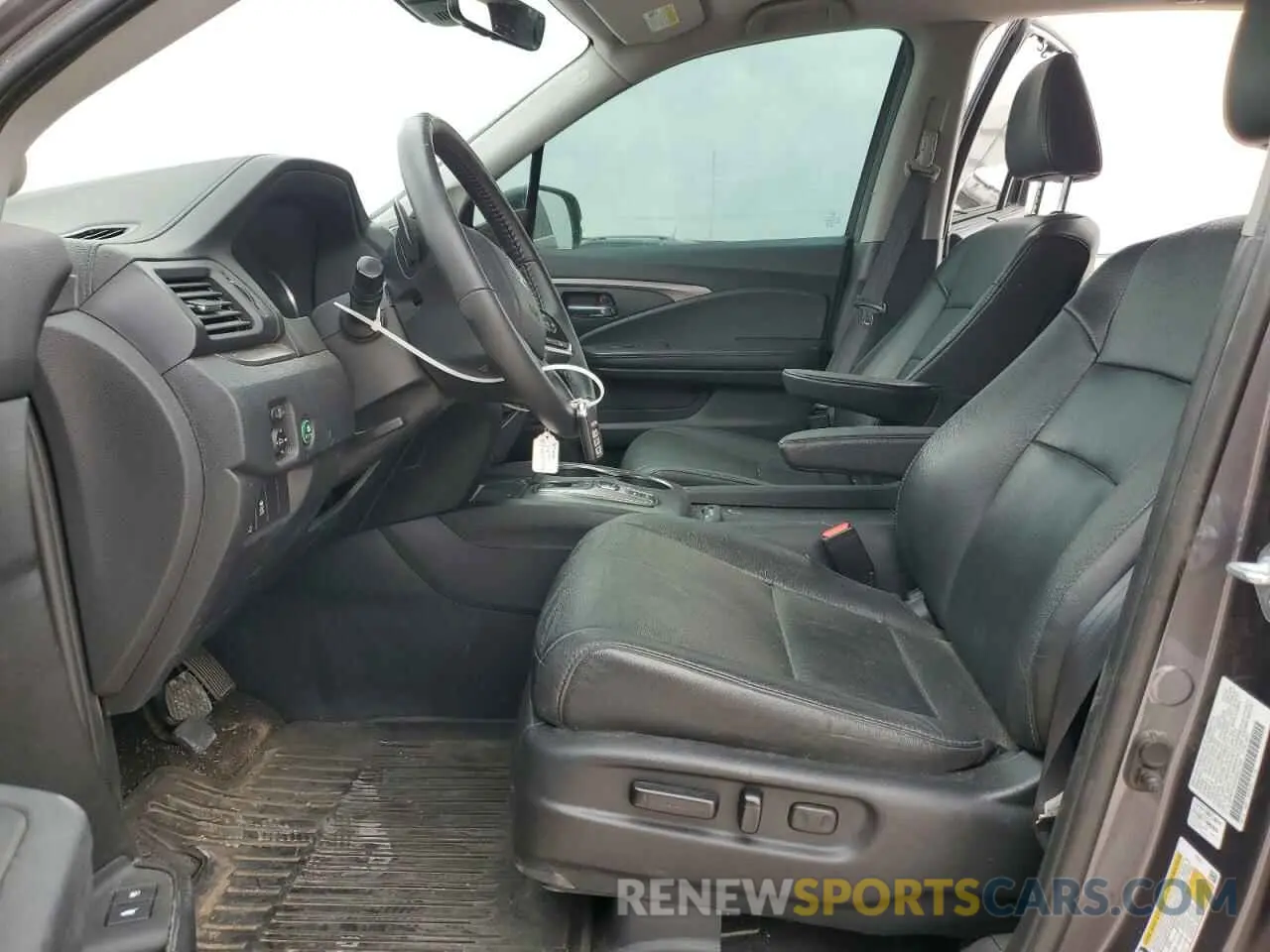 7 Photograph of a damaged car 5FNYF5H20NB017958 HONDA PILOT 2022