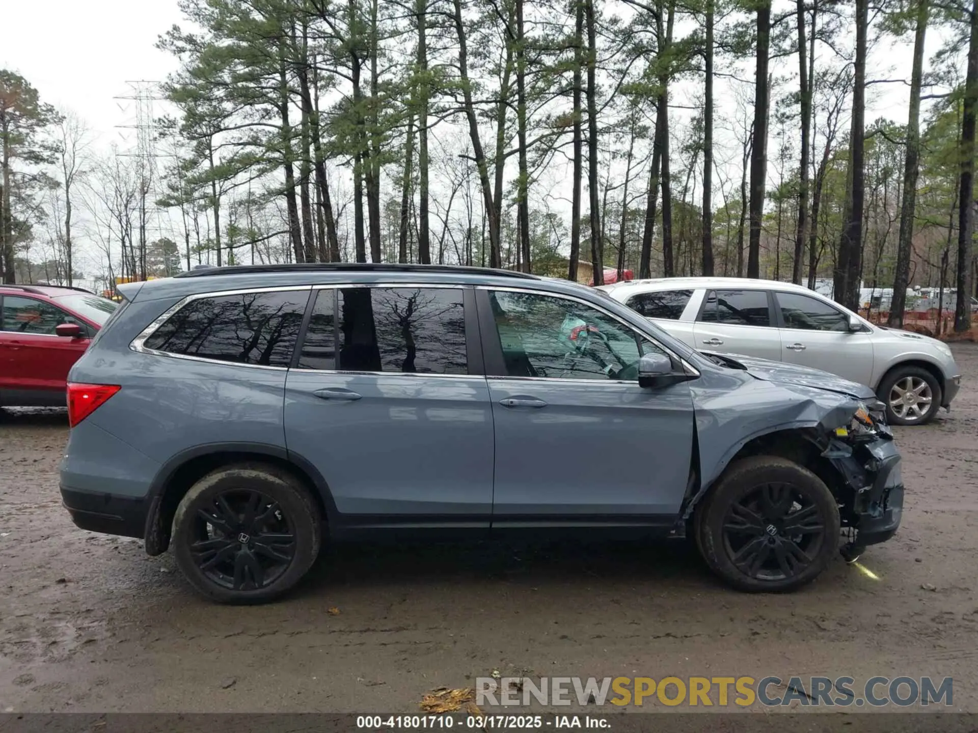 13 Photograph of a damaged car 5FNYF5H20NB026028 HONDA PILOT 2022