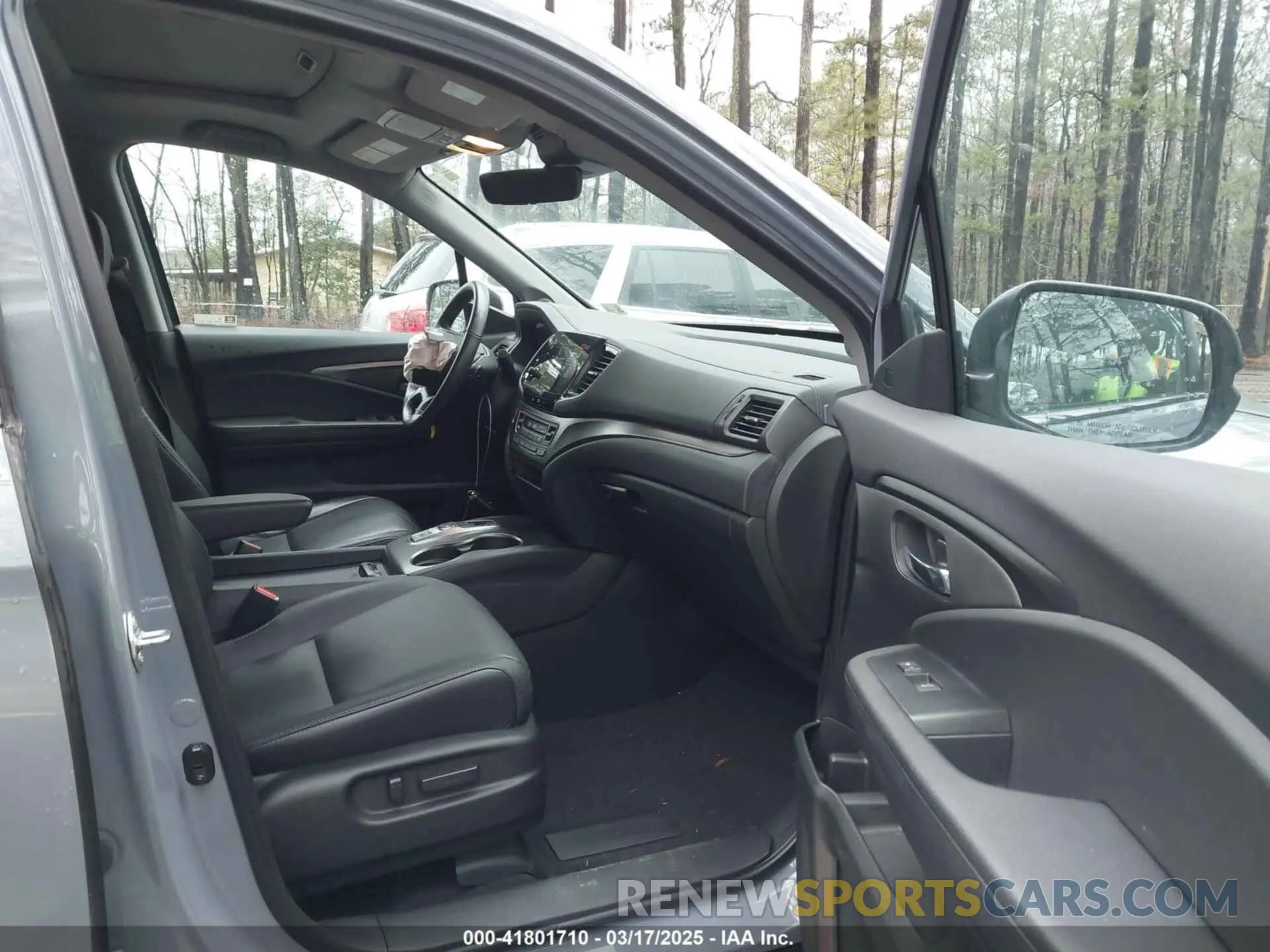 5 Photograph of a damaged car 5FNYF5H20NB026028 HONDA PILOT 2022