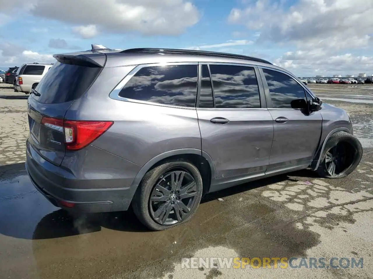 3 Photograph of a damaged car 5FNYF5H22NB008789 HONDA PILOT 2022