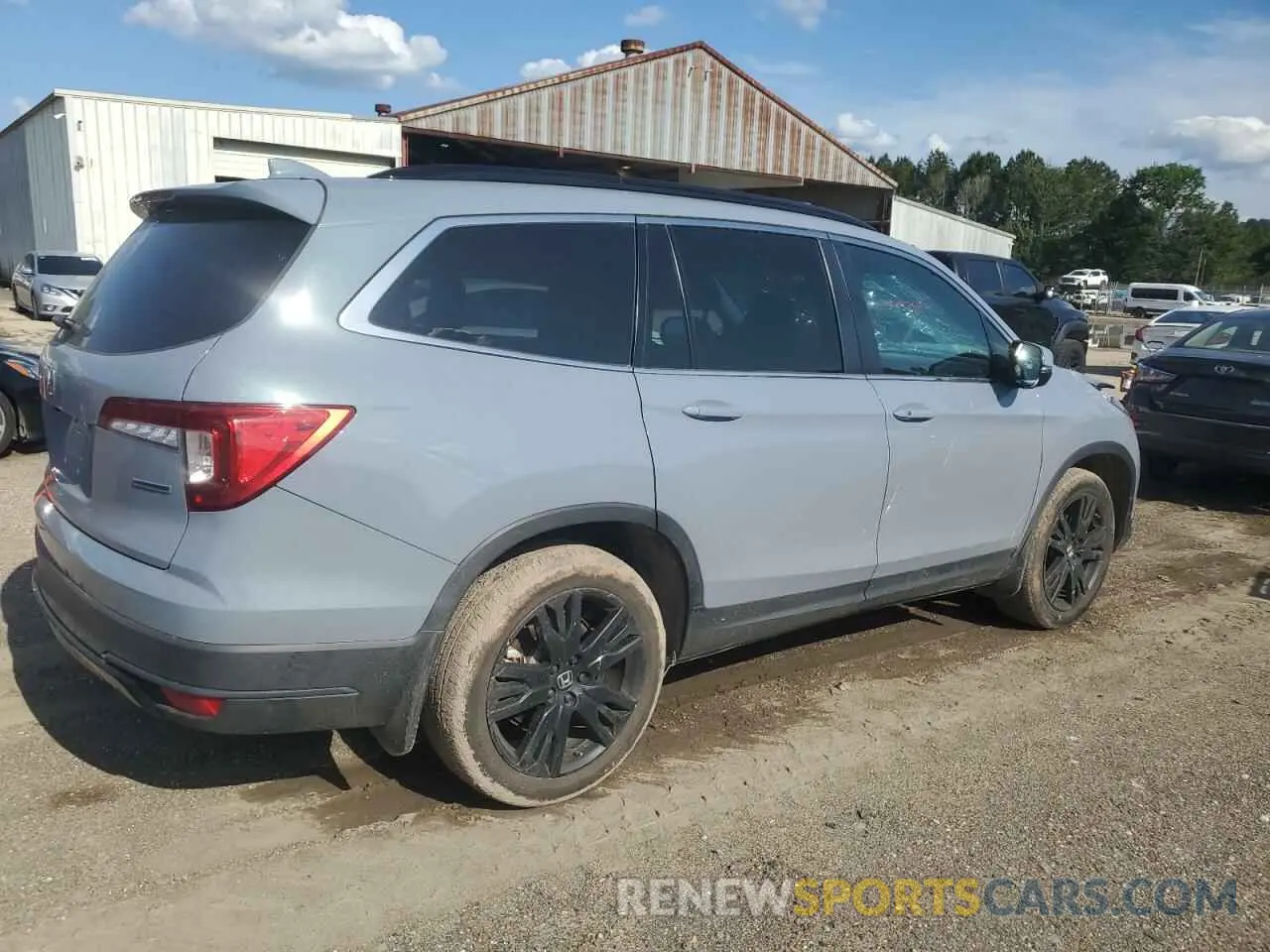 3 Photograph of a damaged car 5FNYF5H23NB024967 HONDA PILOT 2022