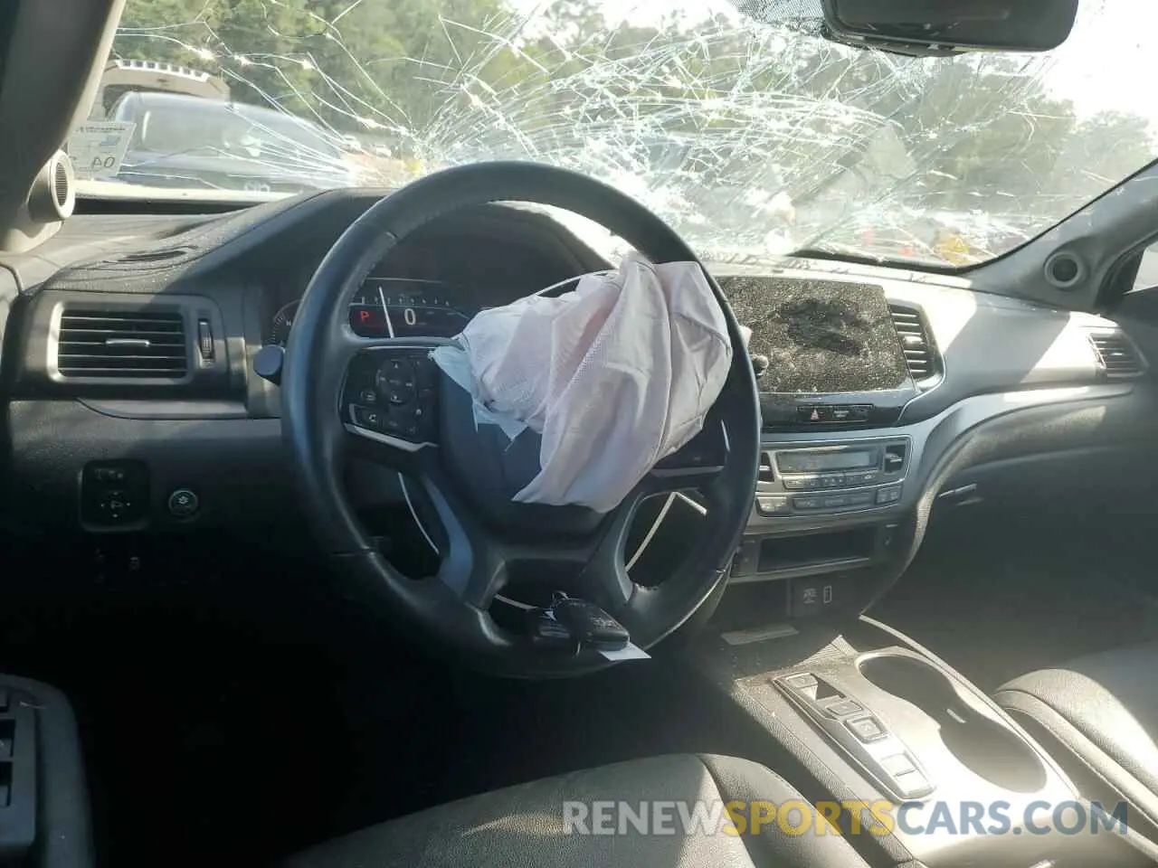 8 Photograph of a damaged car 5FNYF5H23NB024967 HONDA PILOT 2022
