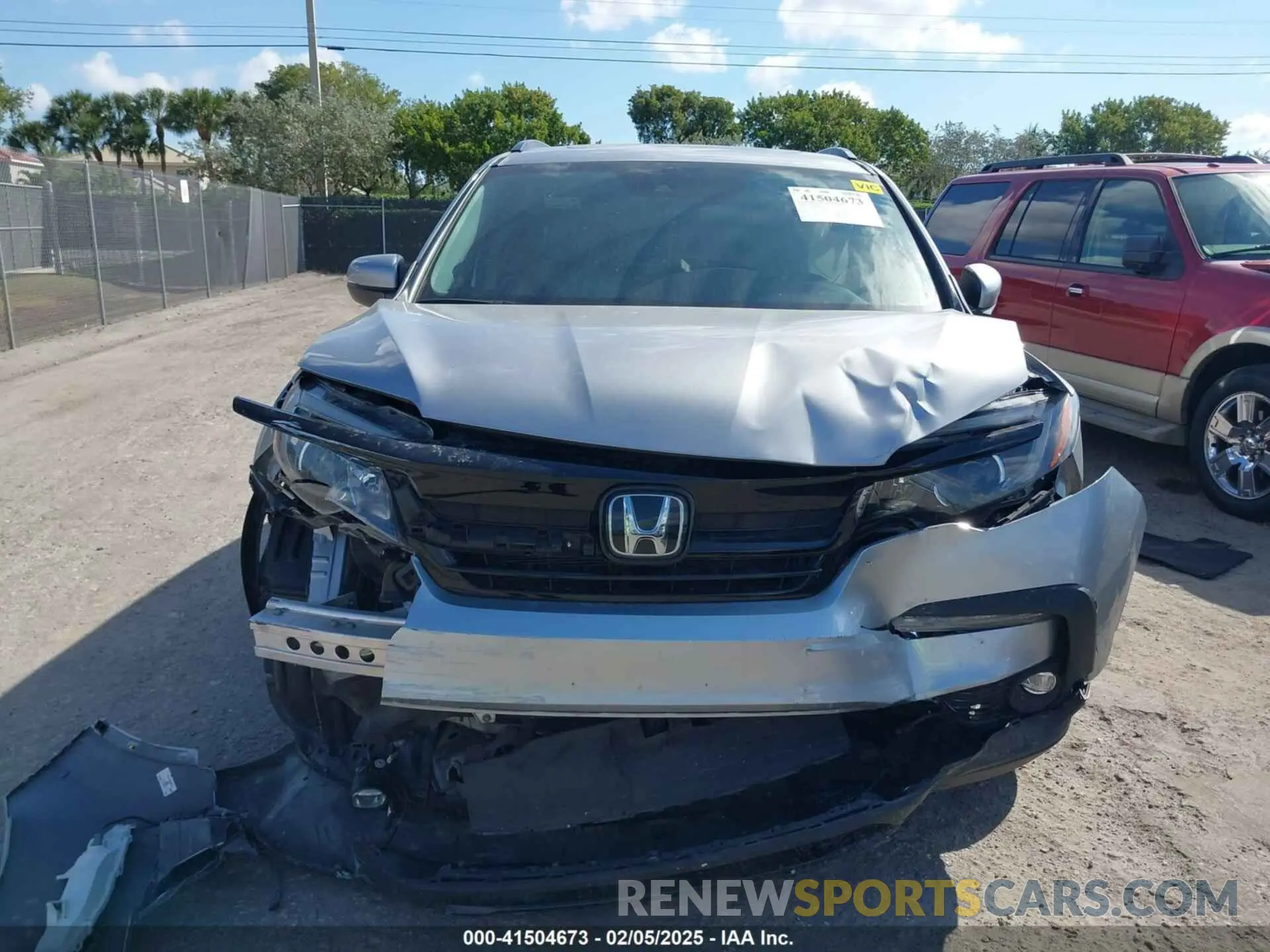 12 Photograph of a damaged car 5FNYF5H24NB029479 HONDA PILOT 2022