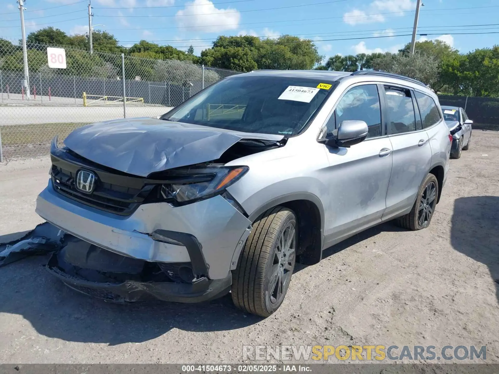 2 Photograph of a damaged car 5FNYF5H24NB029479 HONDA PILOT 2022