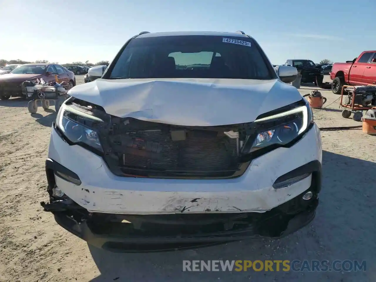 5 Photograph of a damaged car 5FNYF5H24NB033516 HONDA PILOT 2022