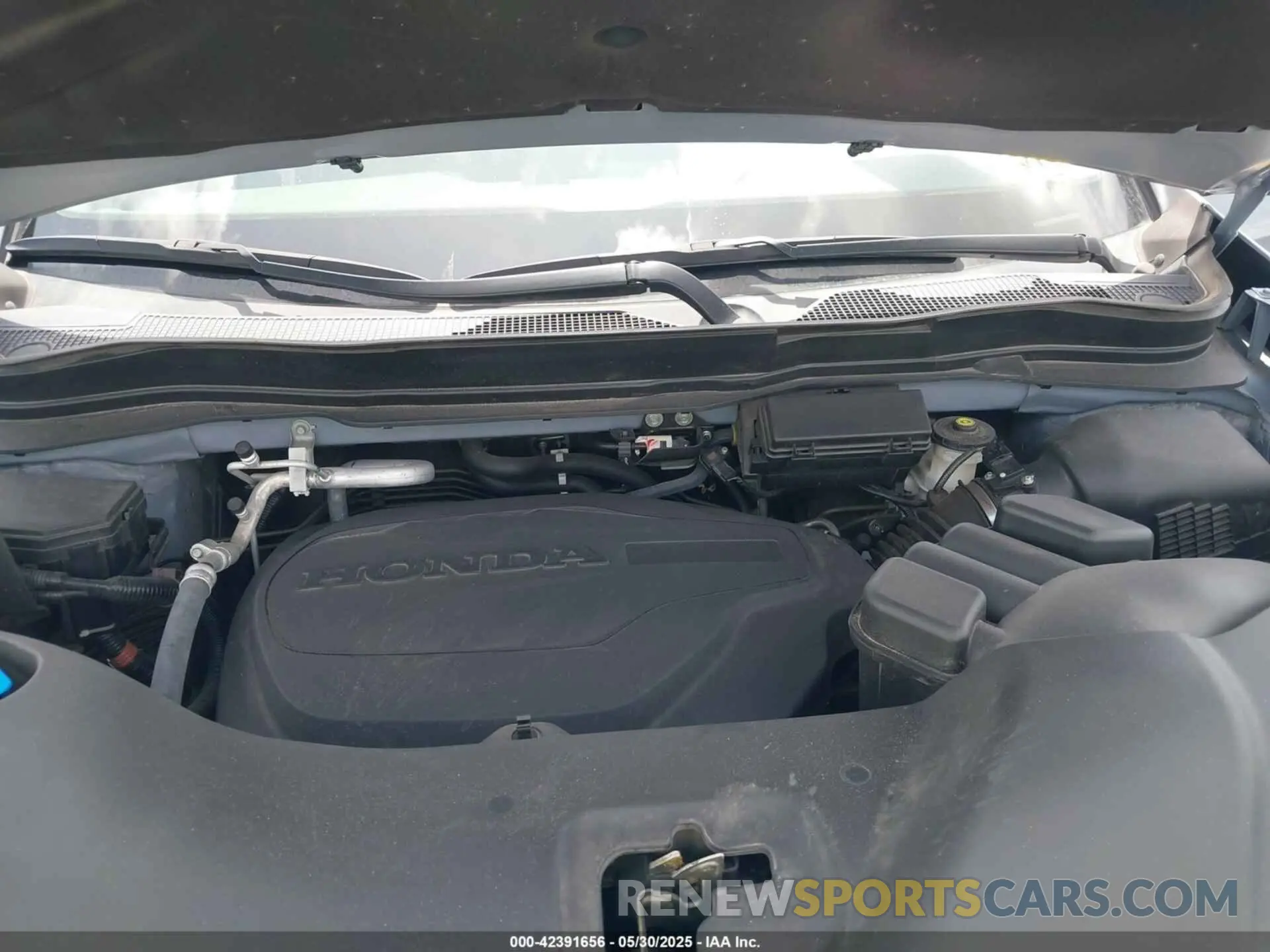 10 Photograph of a damaged car 5FNYF5H24NB033970 HONDA PILOT 2022