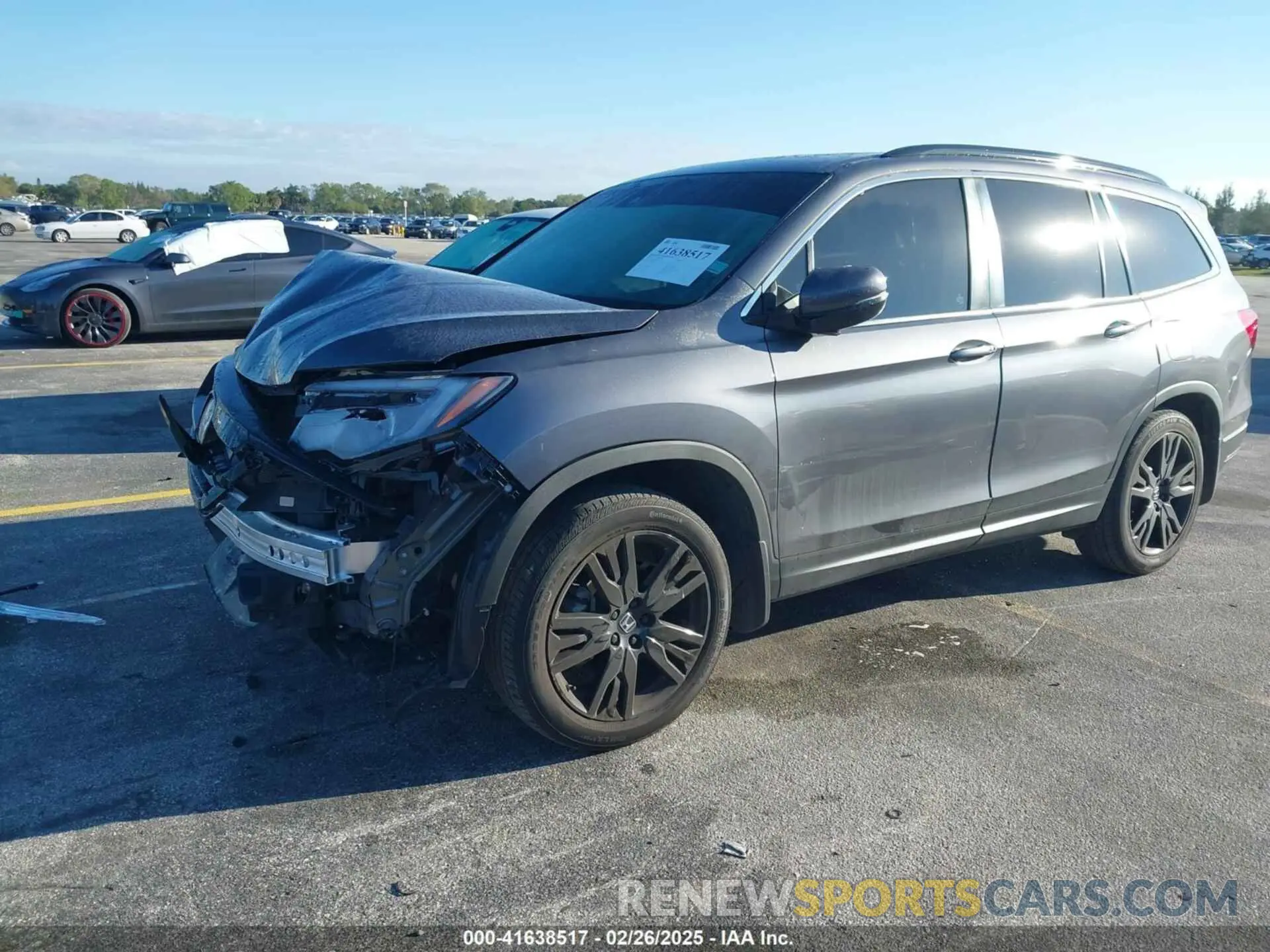 2 Photograph of a damaged car 5FNYF5H25NB031399 HONDA PILOT 2022